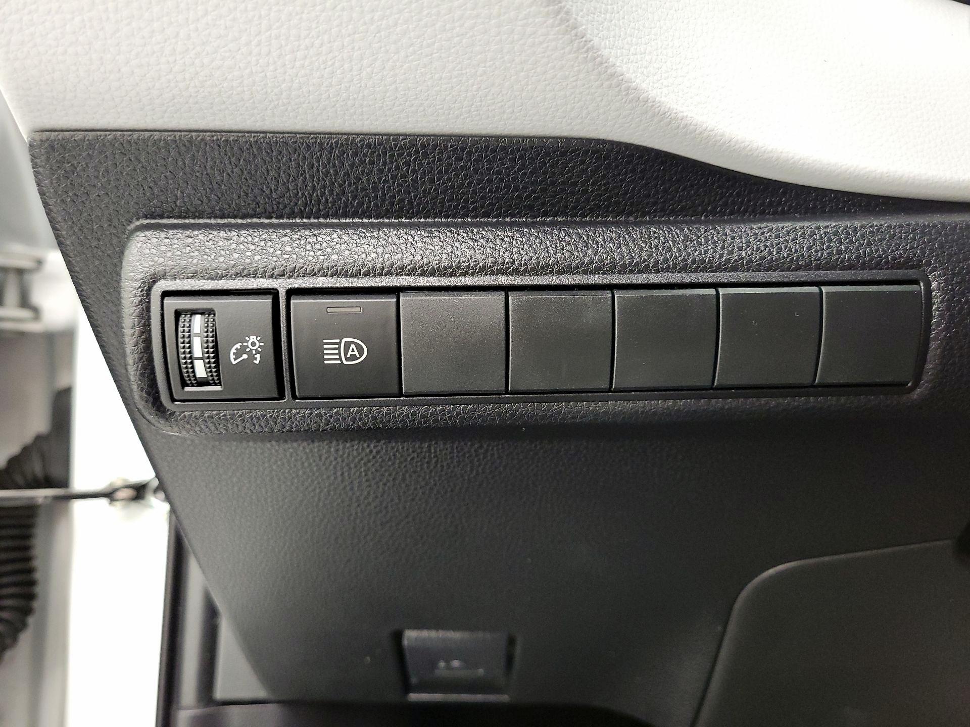 Thumbnail: 2023 Toyota Corolla - 13