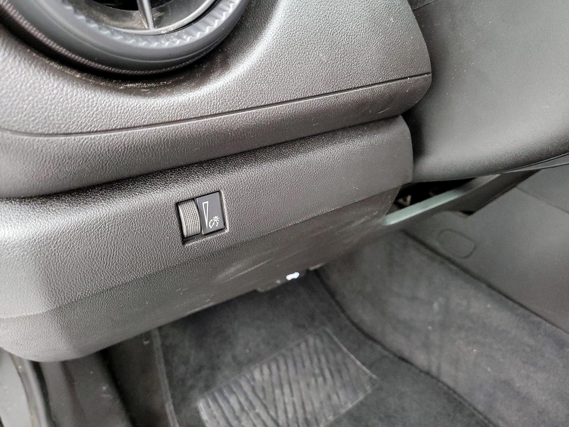 Thumbnail: 2023 Chevrolet Colorado - 13