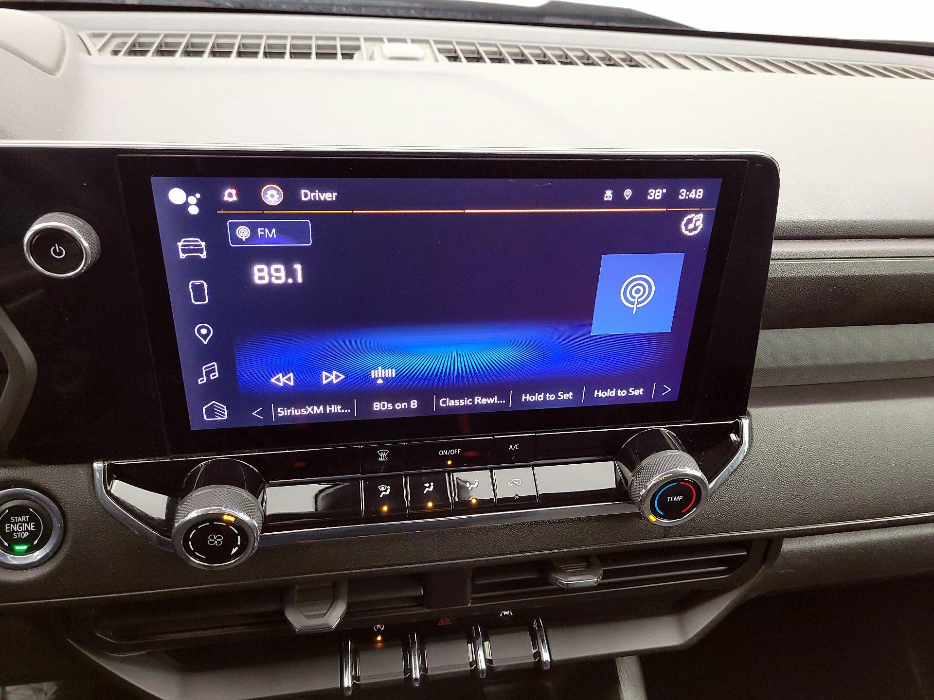 Thumbnail: 2023 Chevrolet Colorado - 15