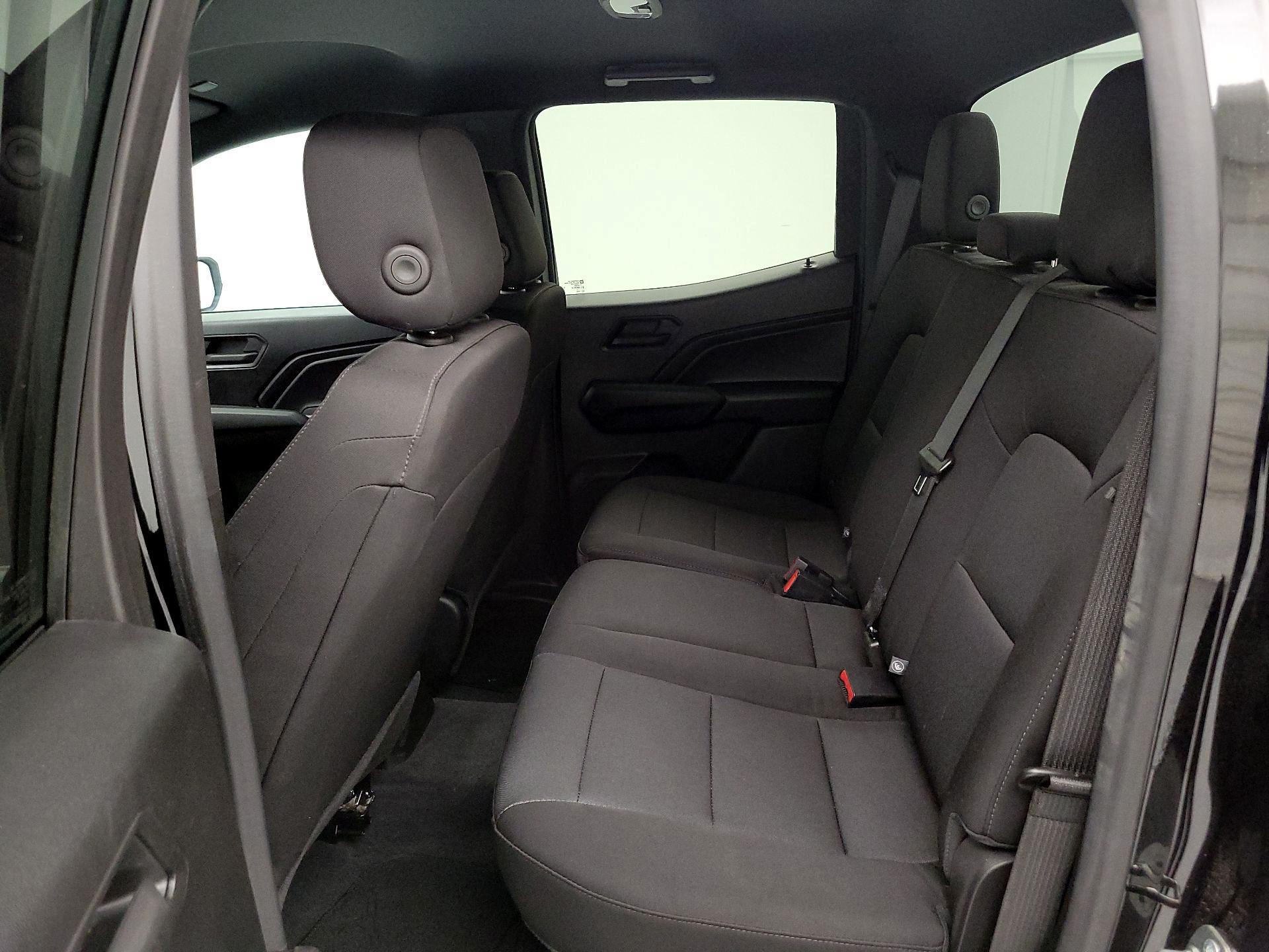 Thumbnail: 2023 Chevrolet Colorado - 19