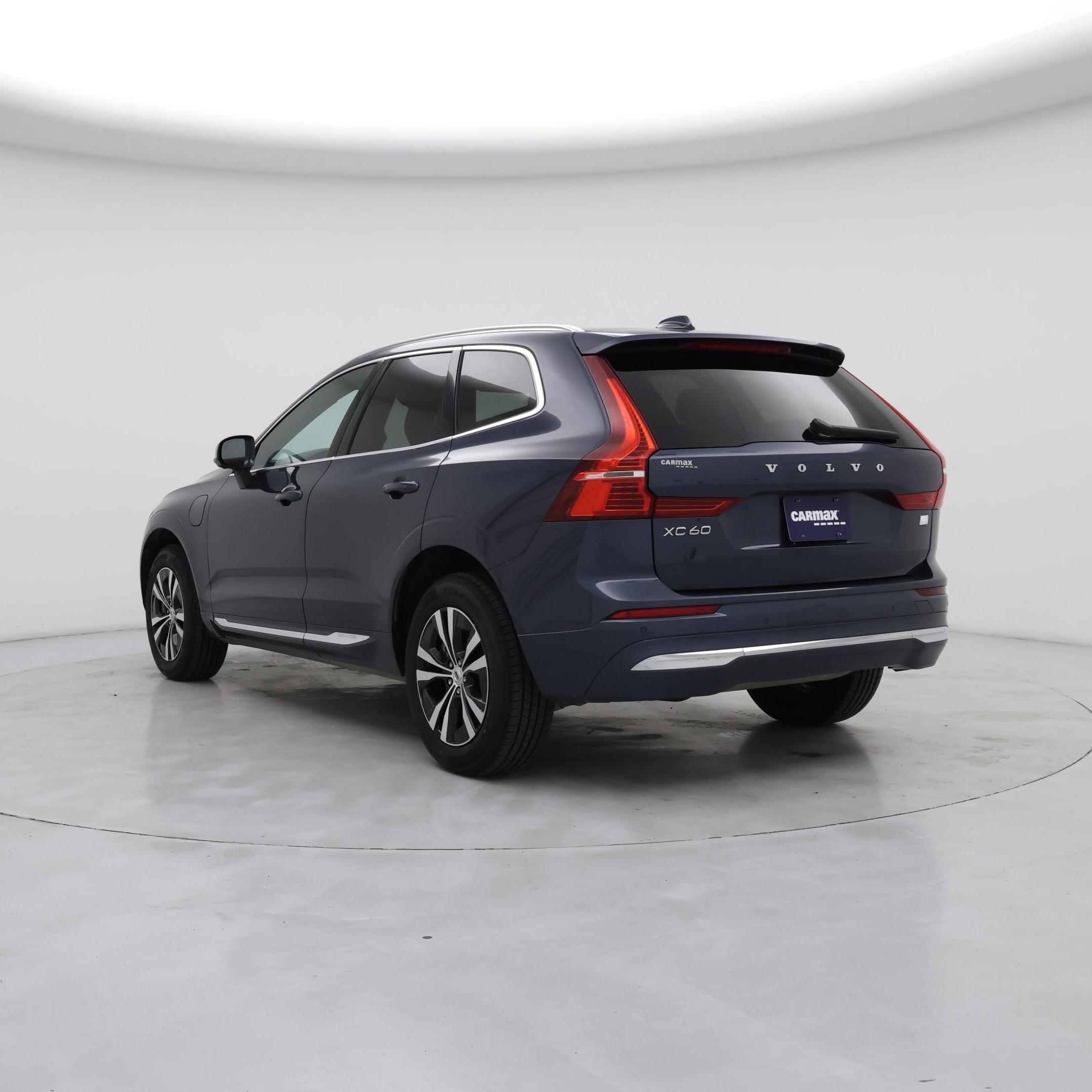 Thumbnail: 2022 Volvo XC60 - 2