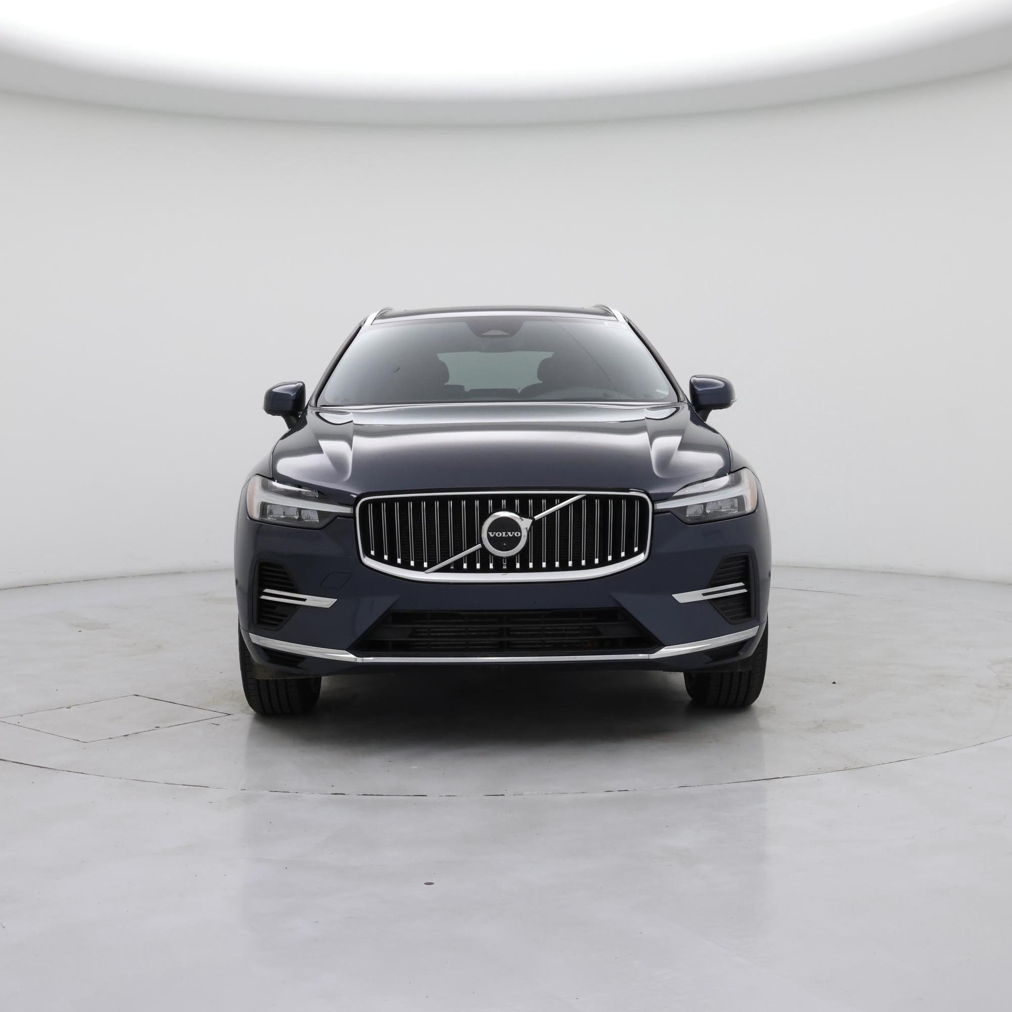 Thumbnail: 2022 Volvo XC60 - 5