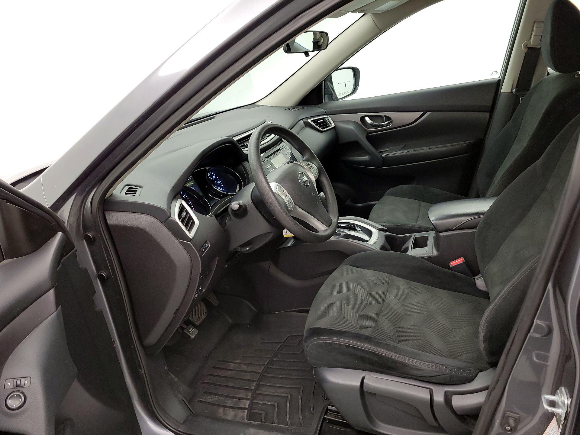 Thumbnail: 2016 Nissan Rogue - 11