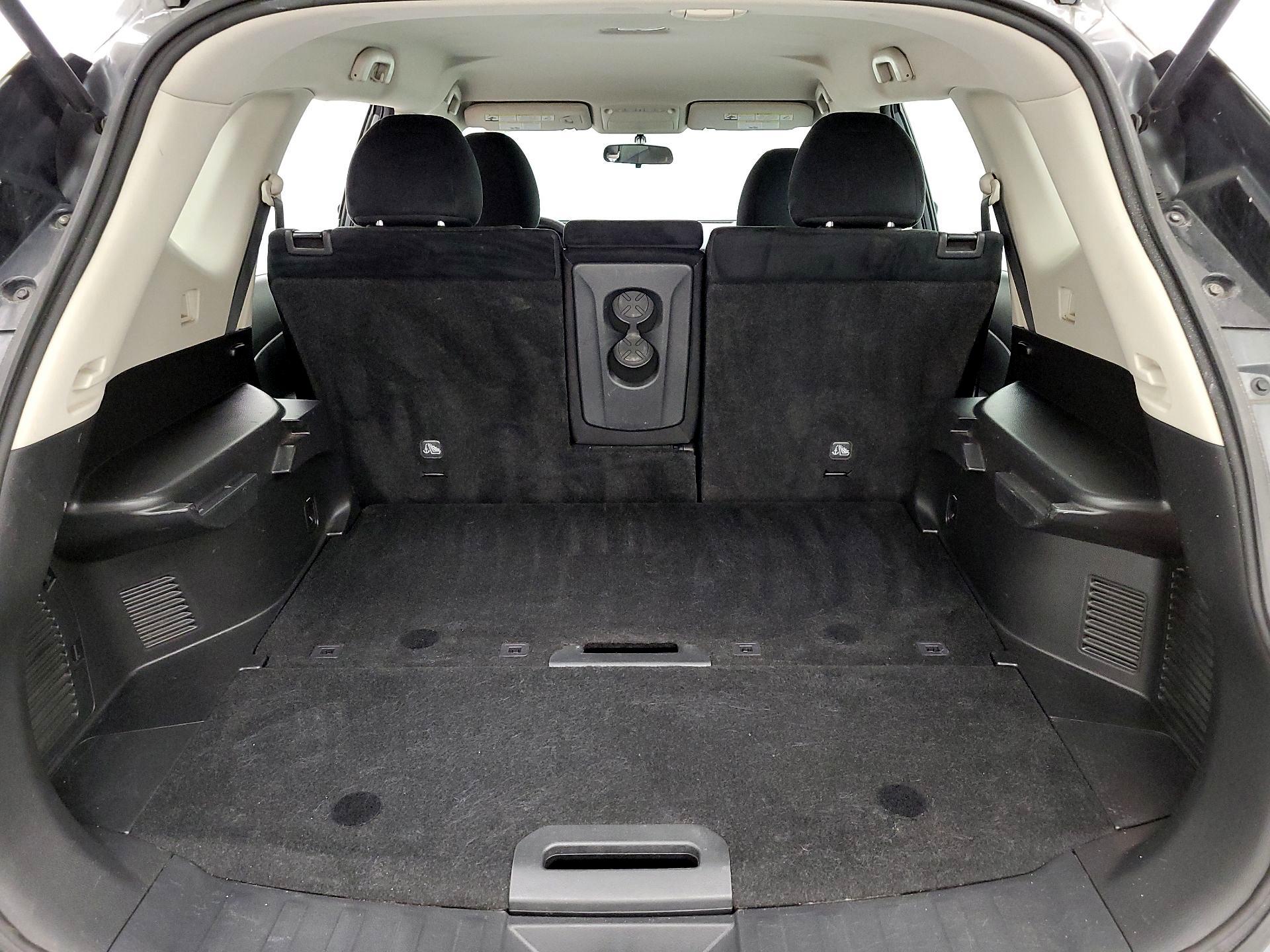 Thumbnail: 2016 Nissan Rogue - 20