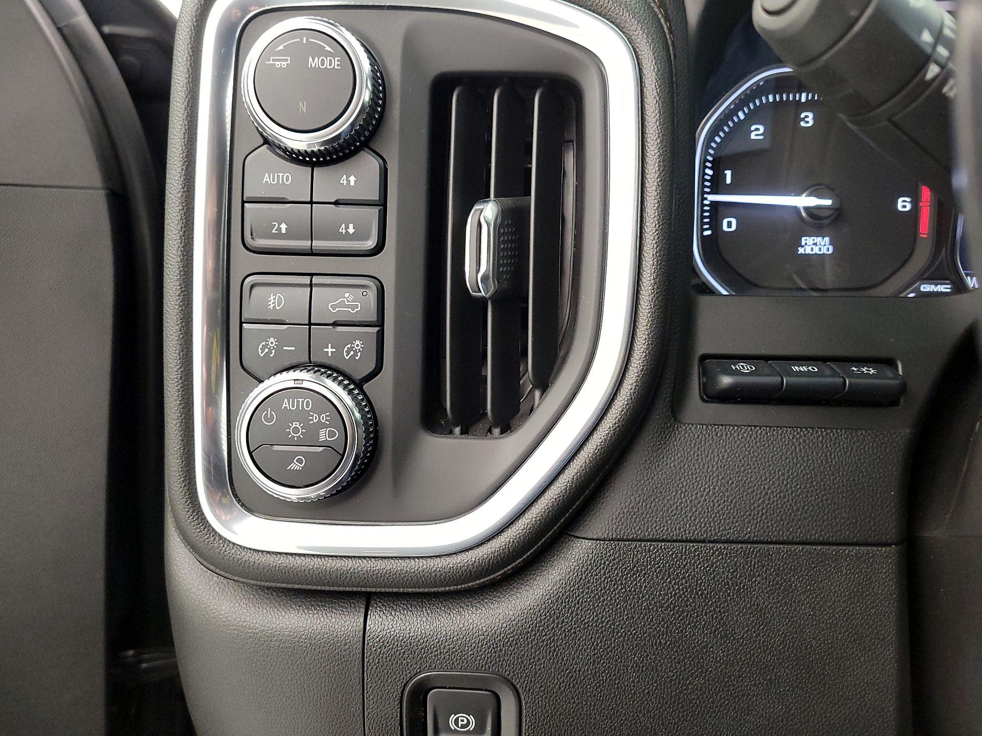 Thumbnail: 2022 GMC Sierra 1500 - 13