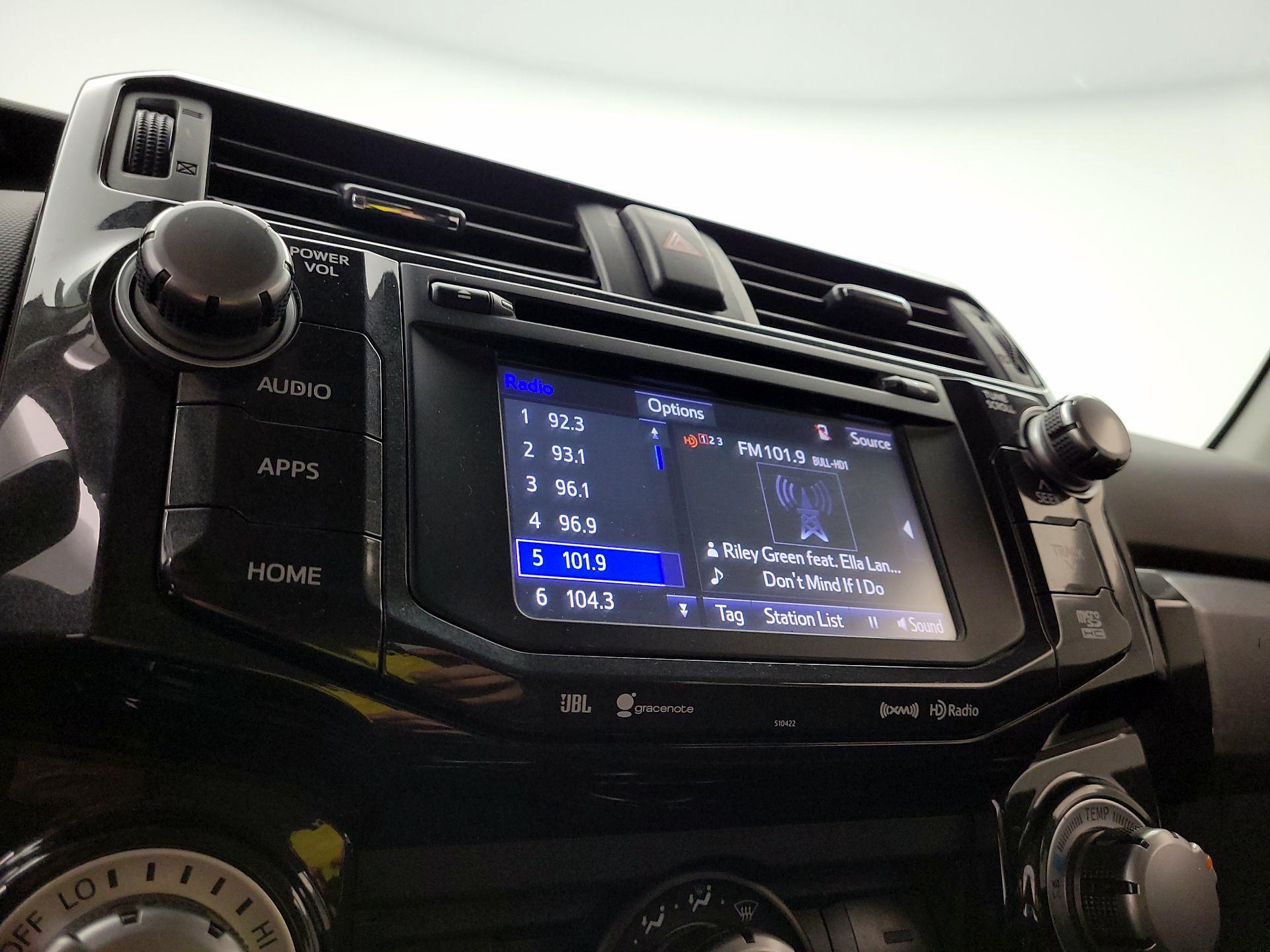 Thumbnail: 2019 Toyota 4Runner - 15