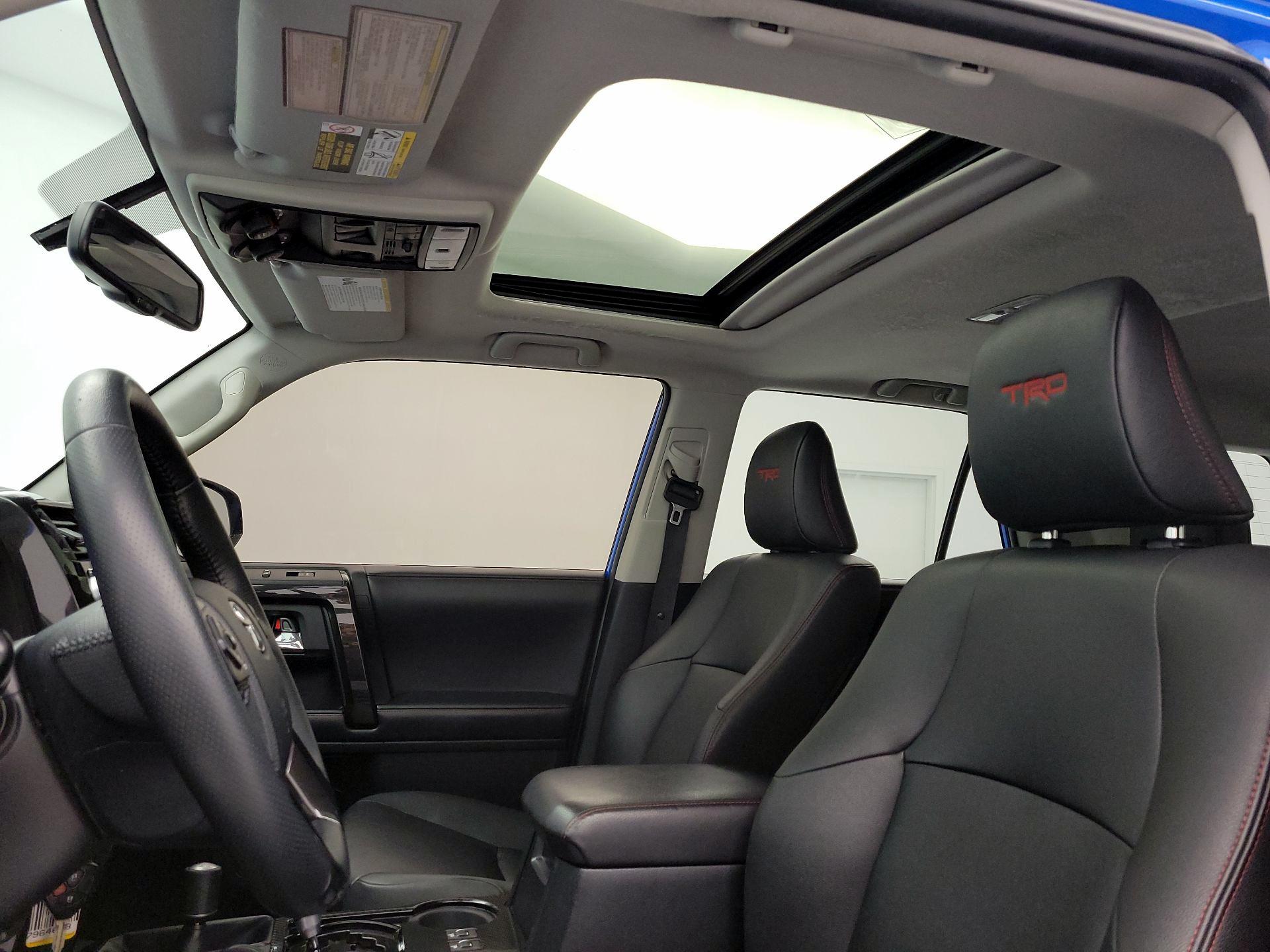 Thumbnail: 2019 Toyota 4Runner - 19