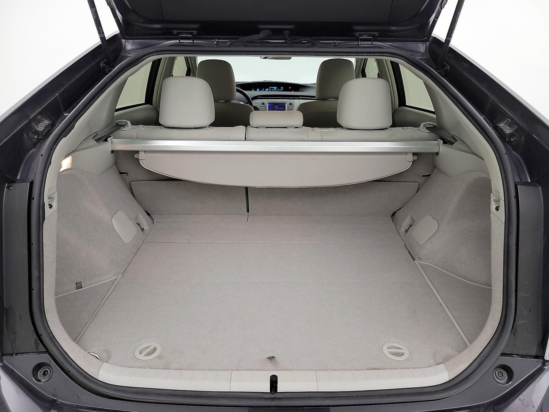 Thumbnail: 2014 Toyota Prius - 19