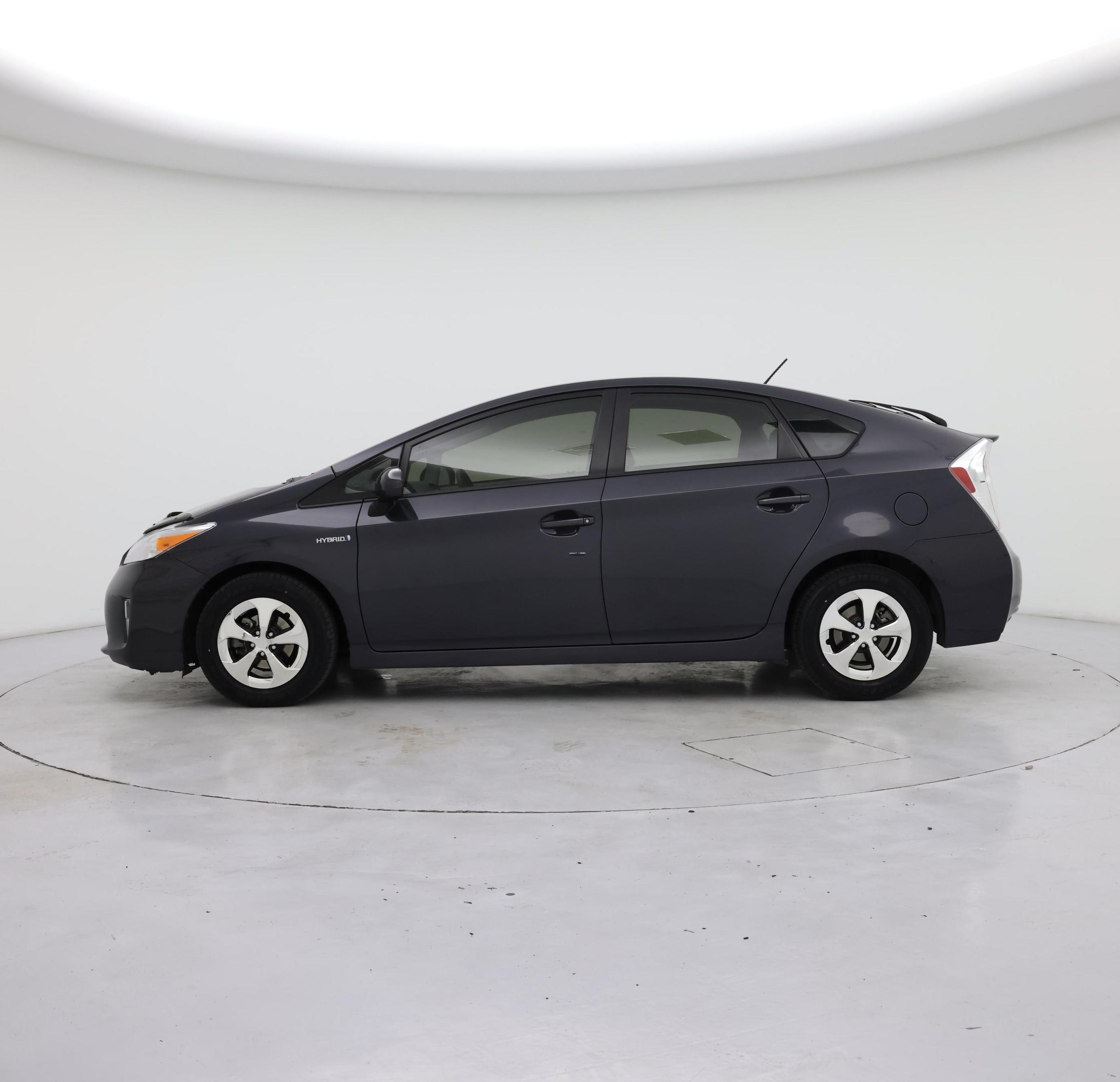 Thumbnail: 2014 Toyota Prius - 3