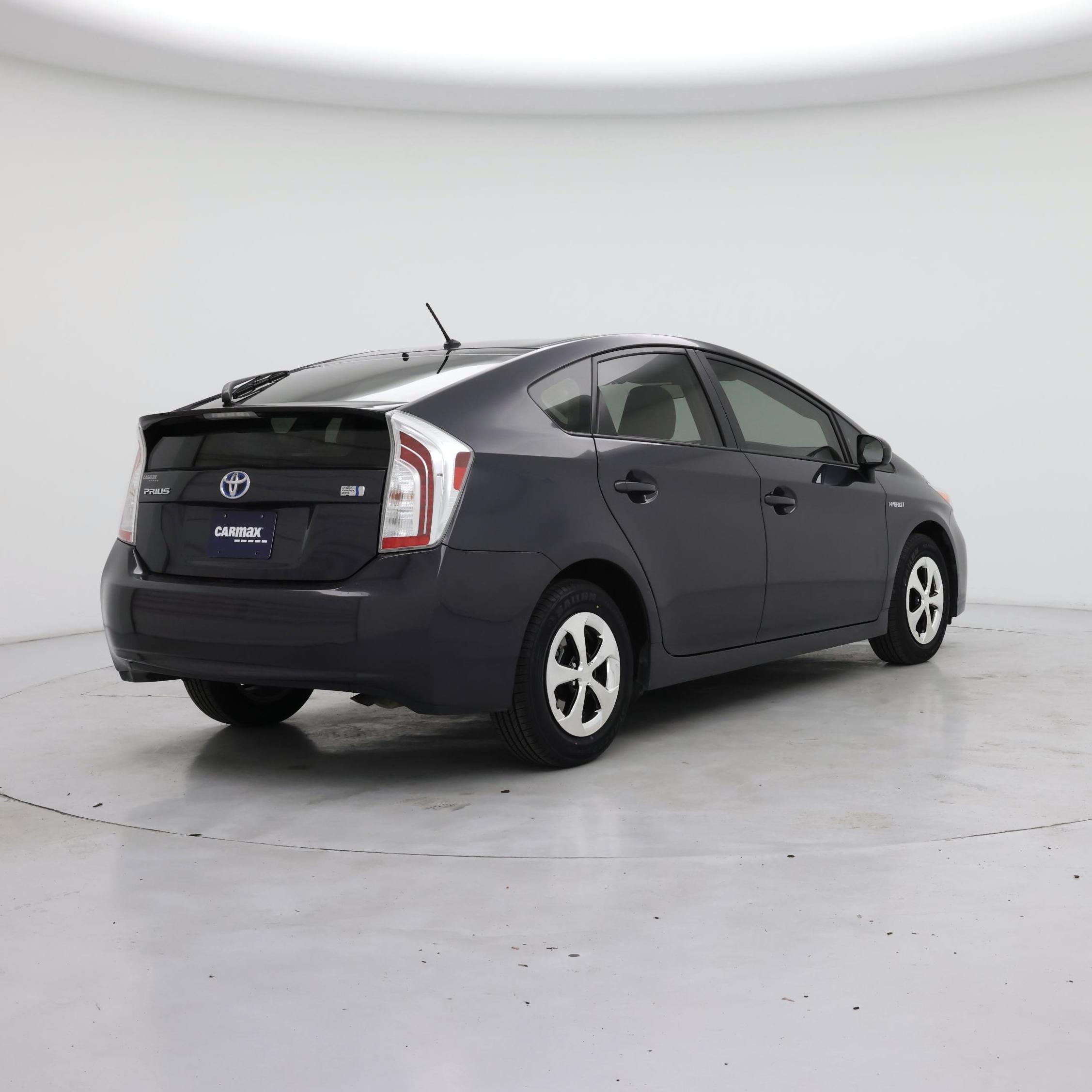 Thumbnail: 2014 Toyota Prius - 8