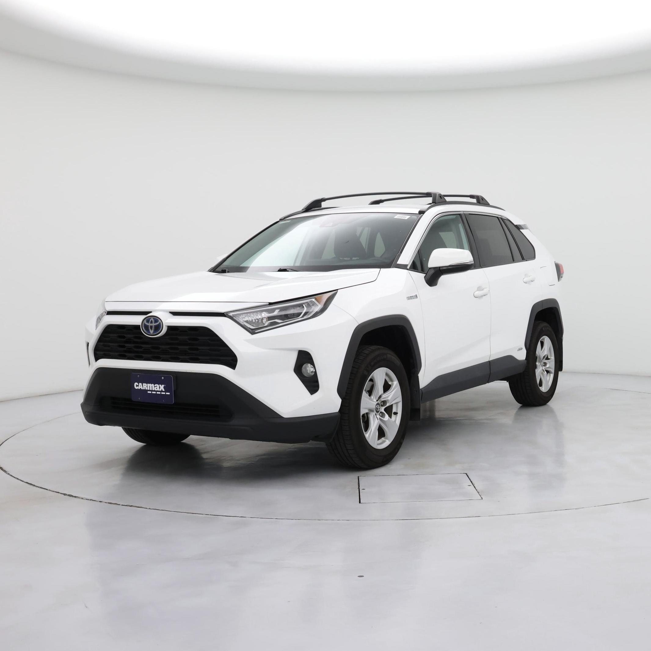Thumbnail: 2021 Toyota RAV4 - 4