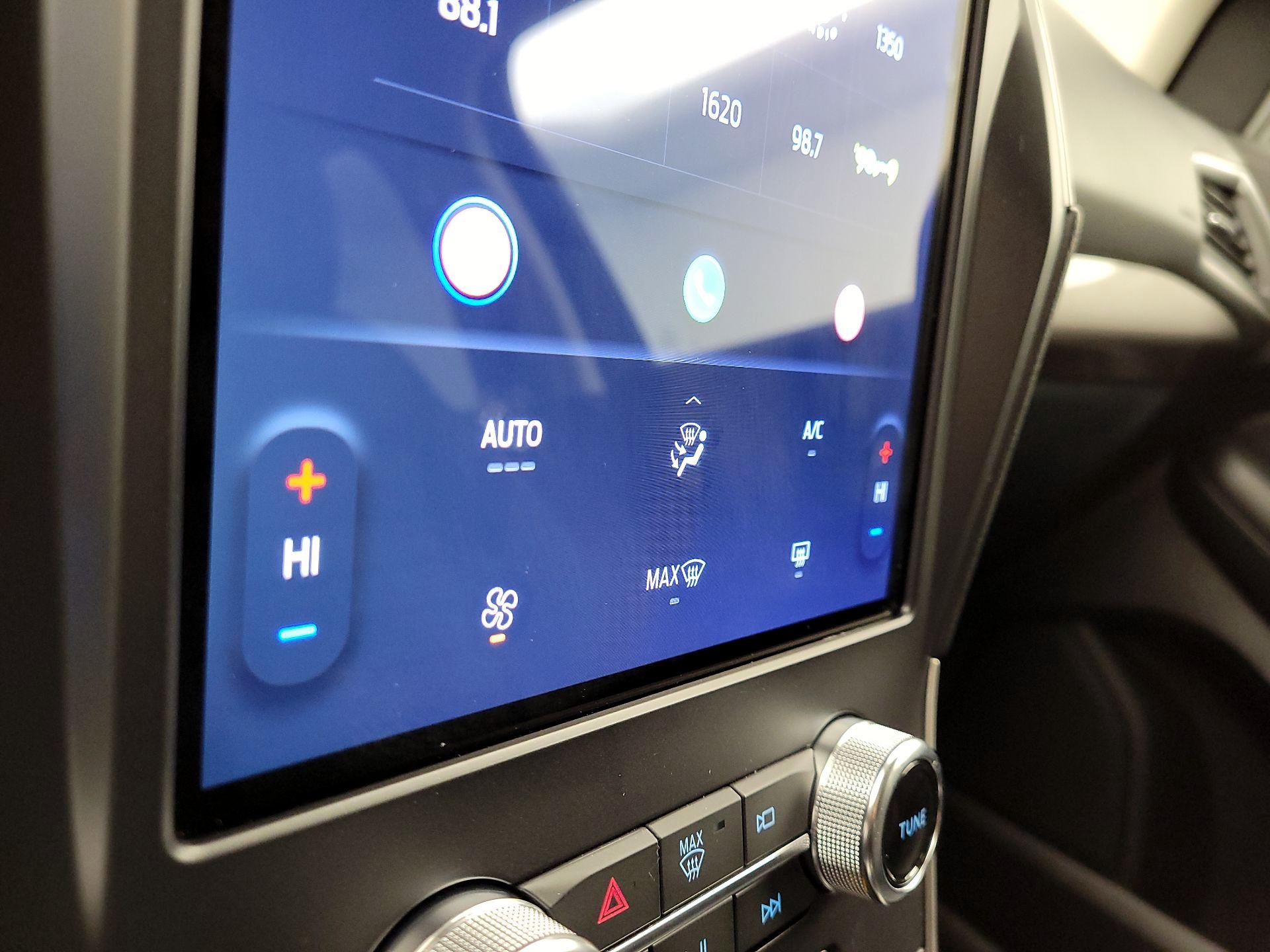 Thumbnail: 2024 Ford Edge - 16