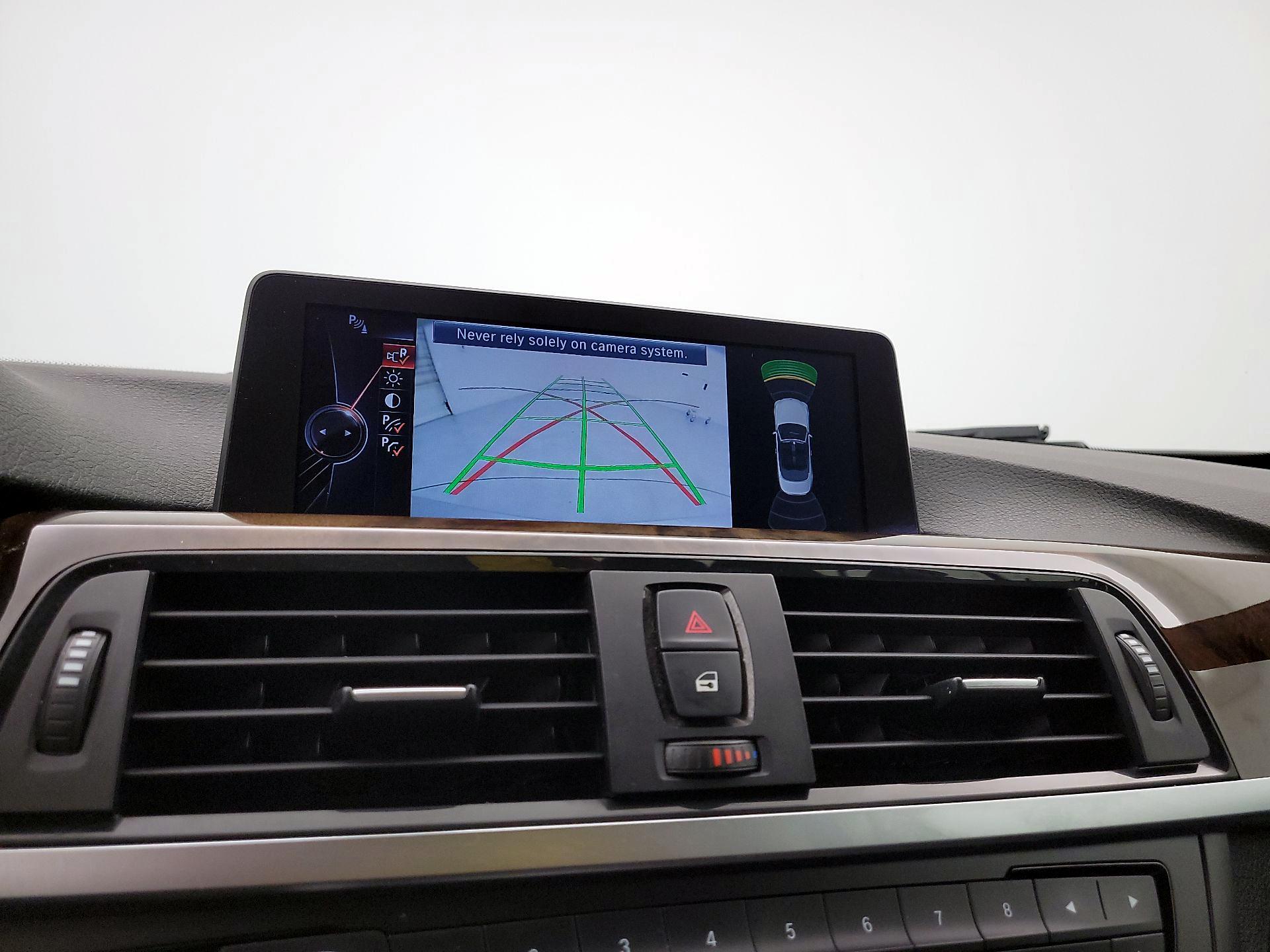 Thumbnail: 2015 BMW 4 Series - 15