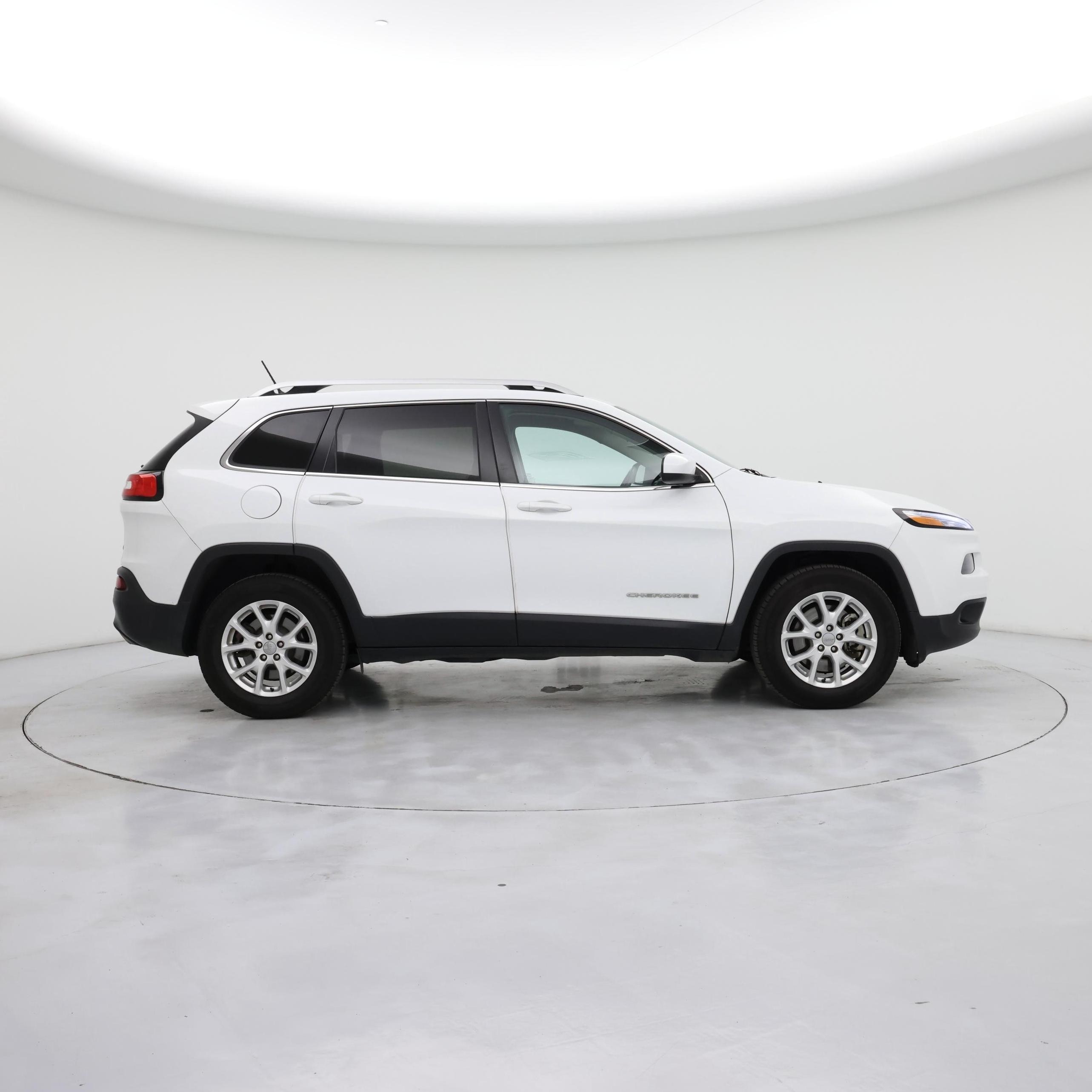 Thumbnail: 2015 Jeep Cherokee - 7