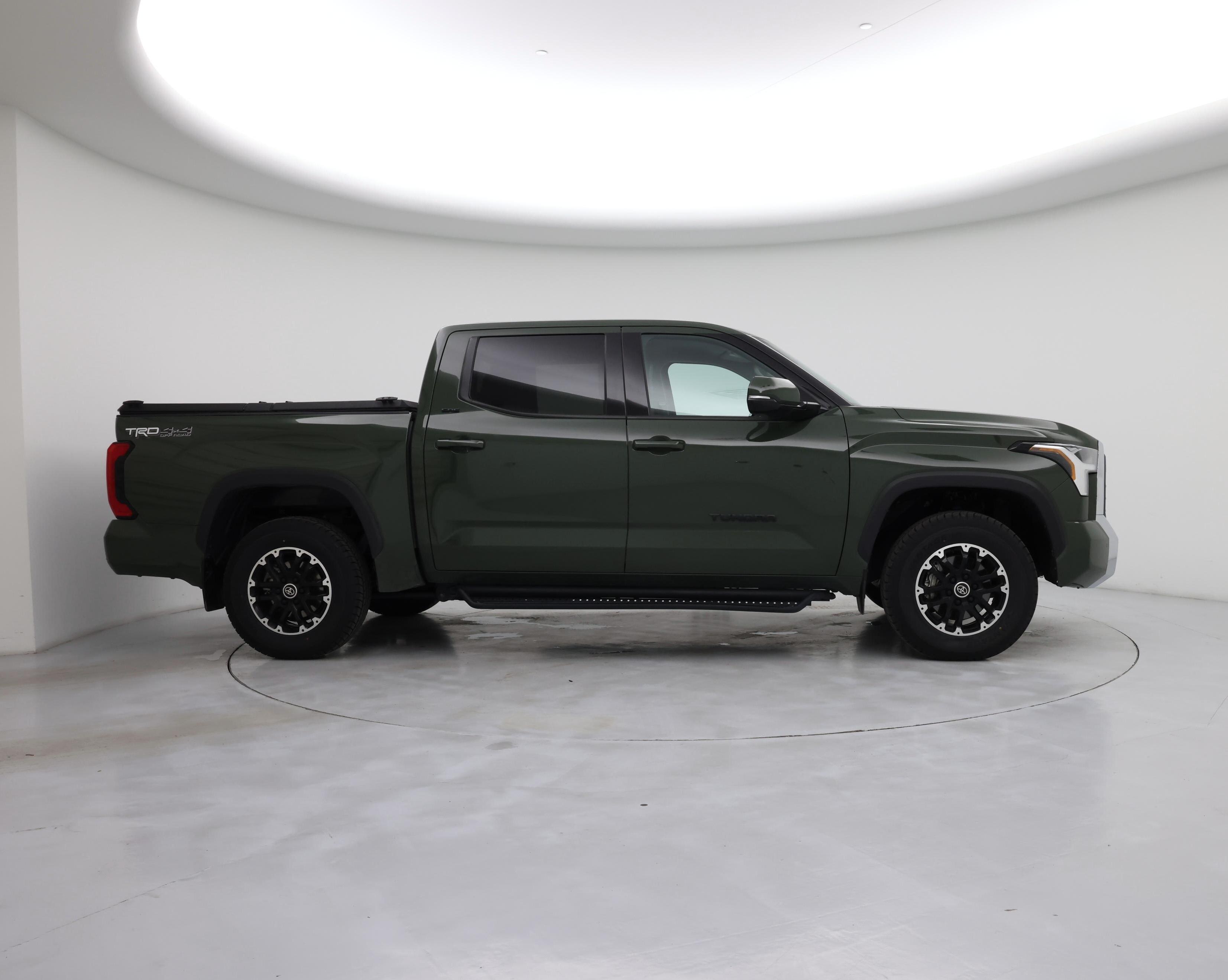 Thumbnail: 2022 Toyota Tundra - 7