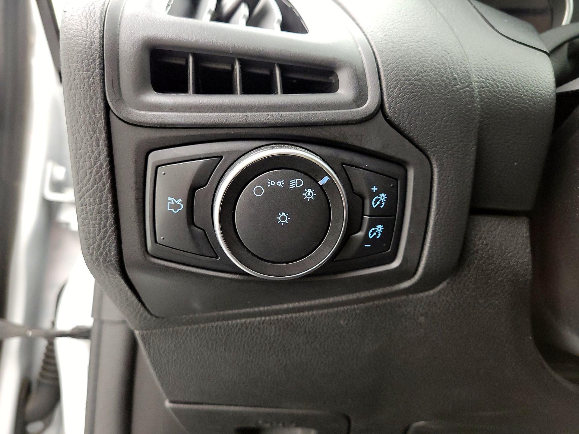 Thumbnail: 2017 Ford Focus - 13