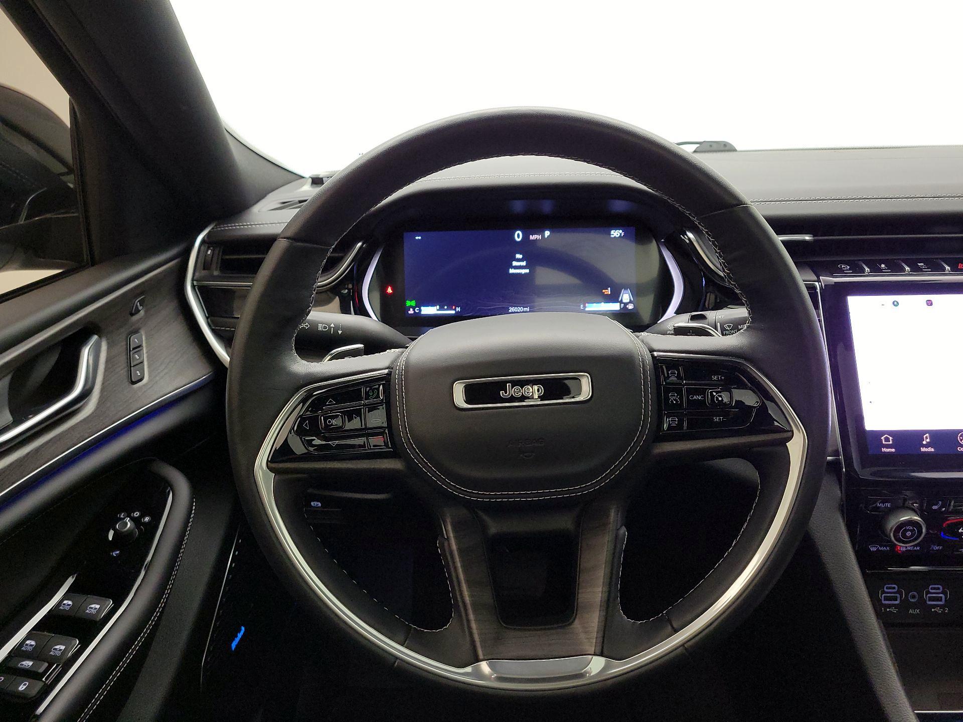 Thumbnail: 2022 Jeep Grand Cherokee - 10