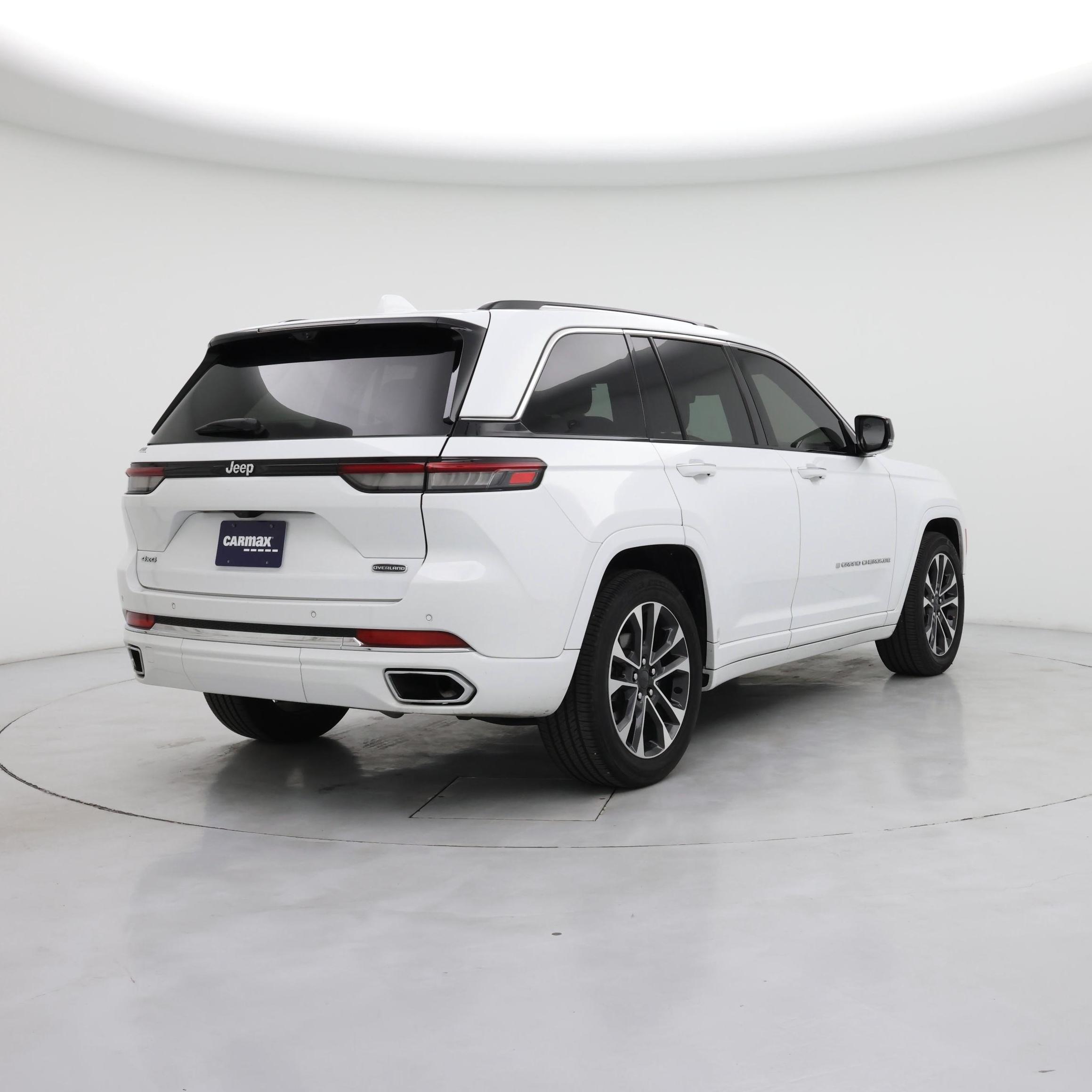 Thumbnail: 2022 Jeep Grand Cherokee - 8