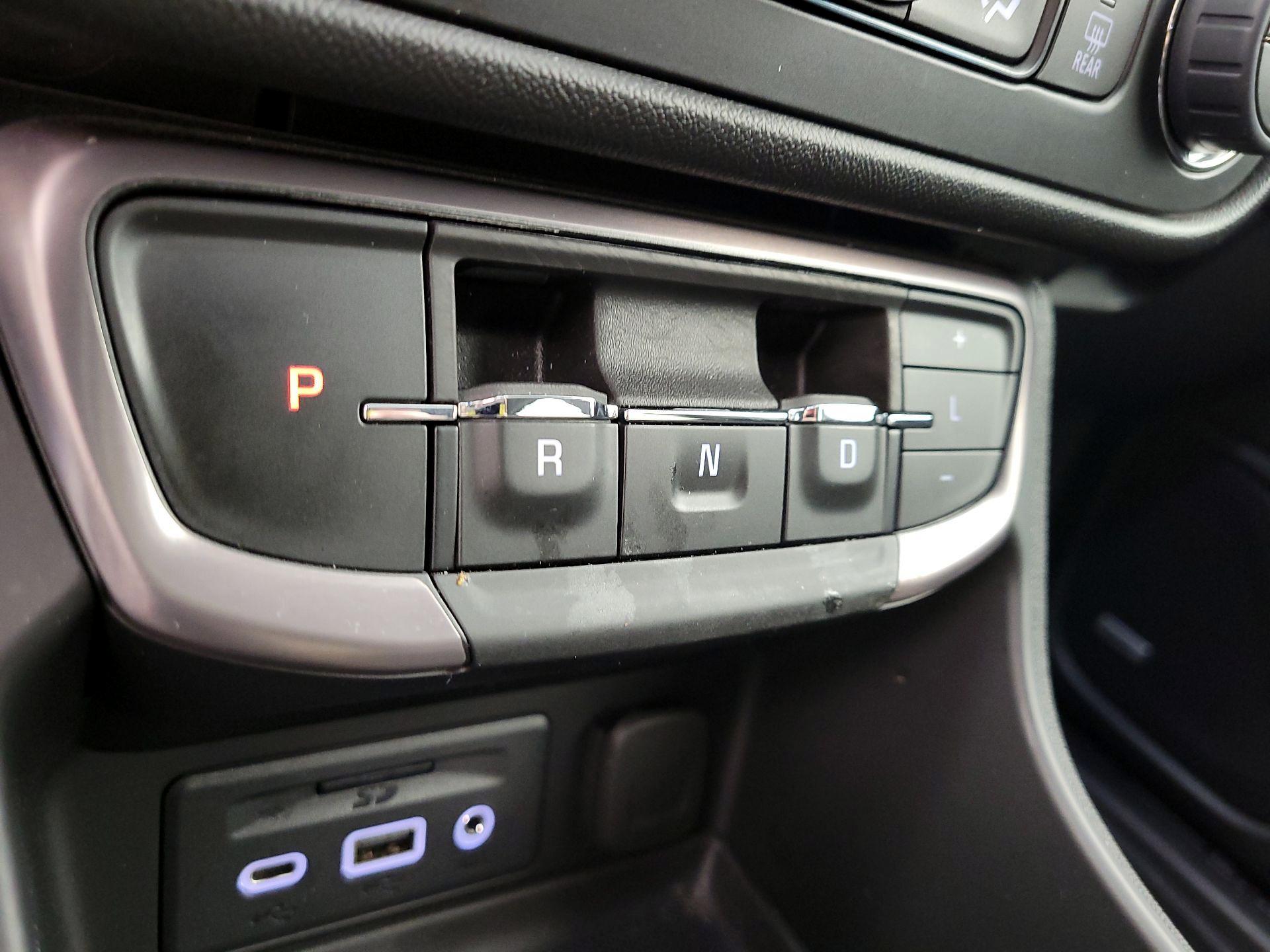 Thumbnail: 2024 GMC Terrain - 17