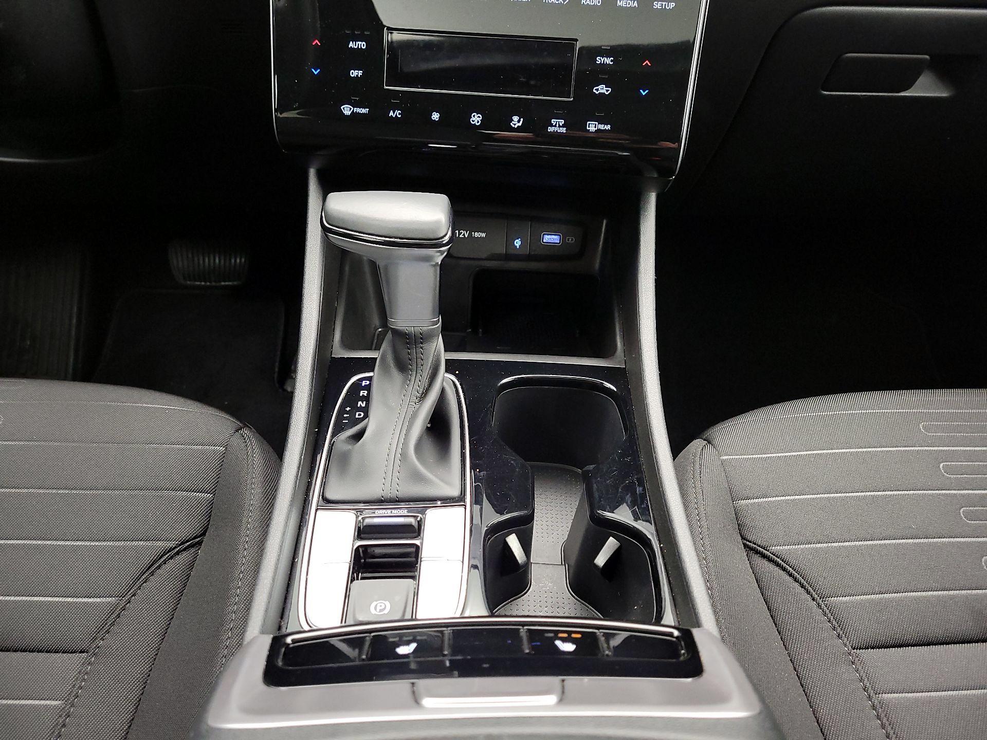 Thumbnail: 2023 Hyundai Santa Cruz - 18