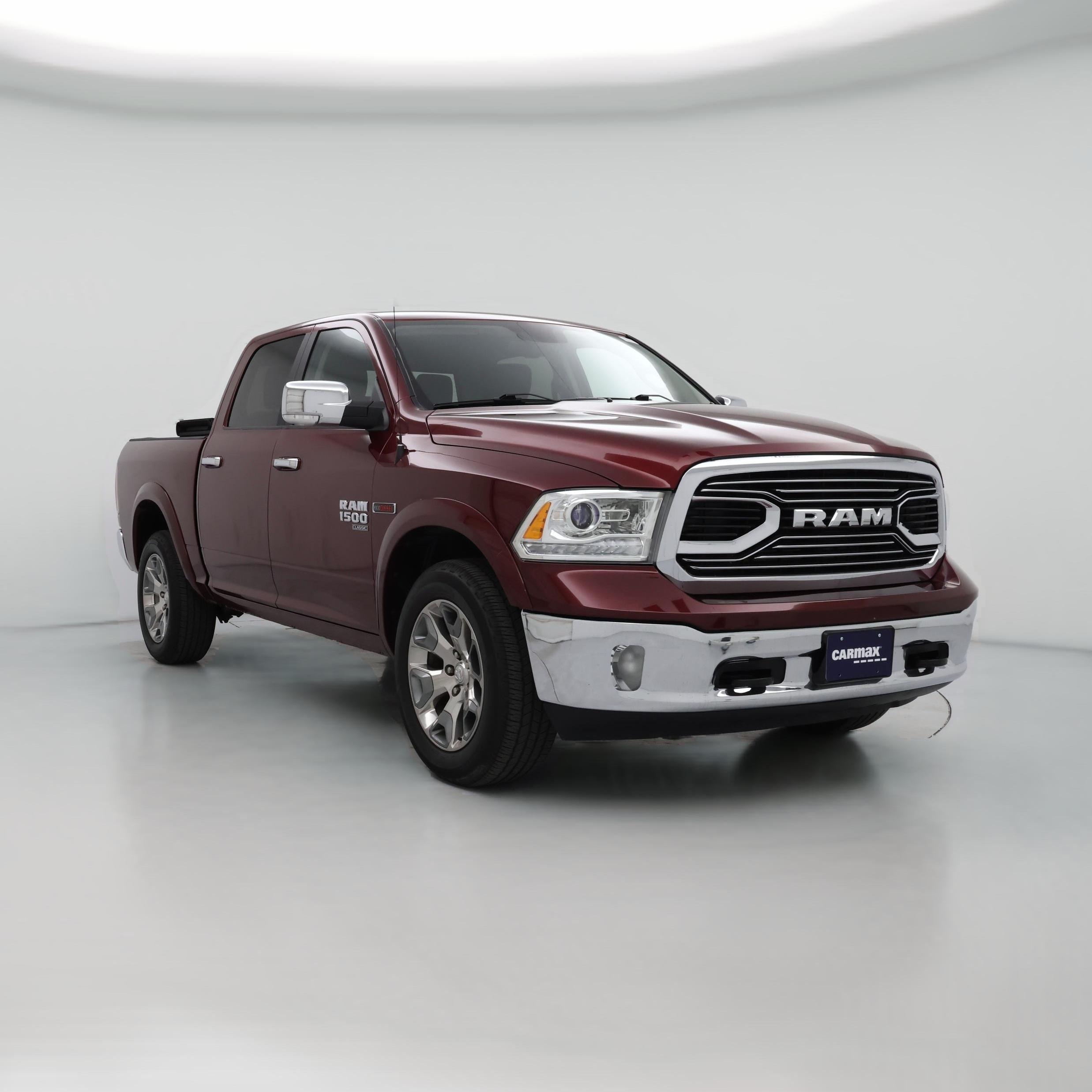 Thumbnail: 2019 RAM 1500 Classic - 1