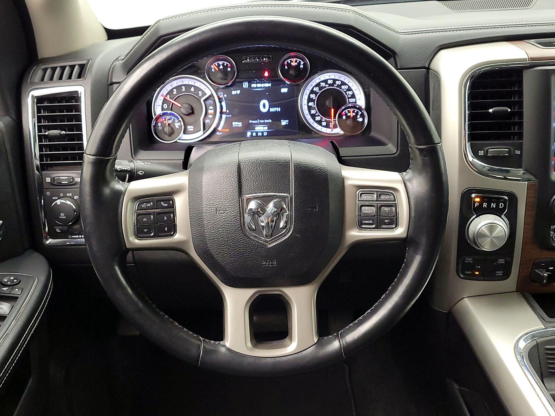 Thumbnail: 2019 RAM 1500 Classic - 10