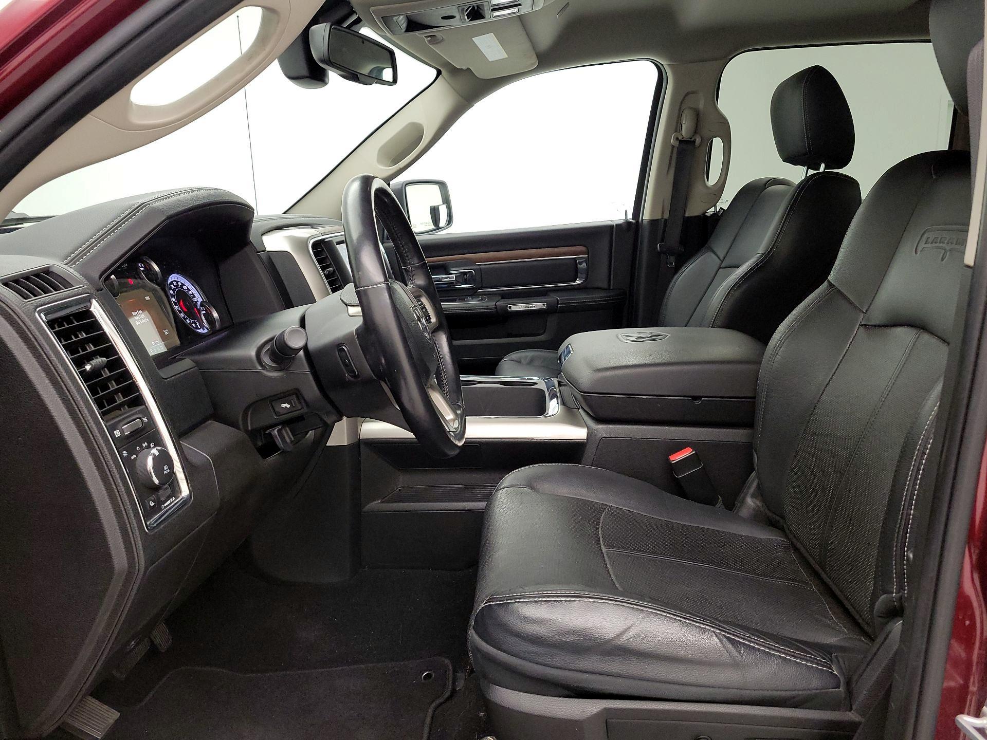 Thumbnail: 2019 RAM 1500 Classic - 11