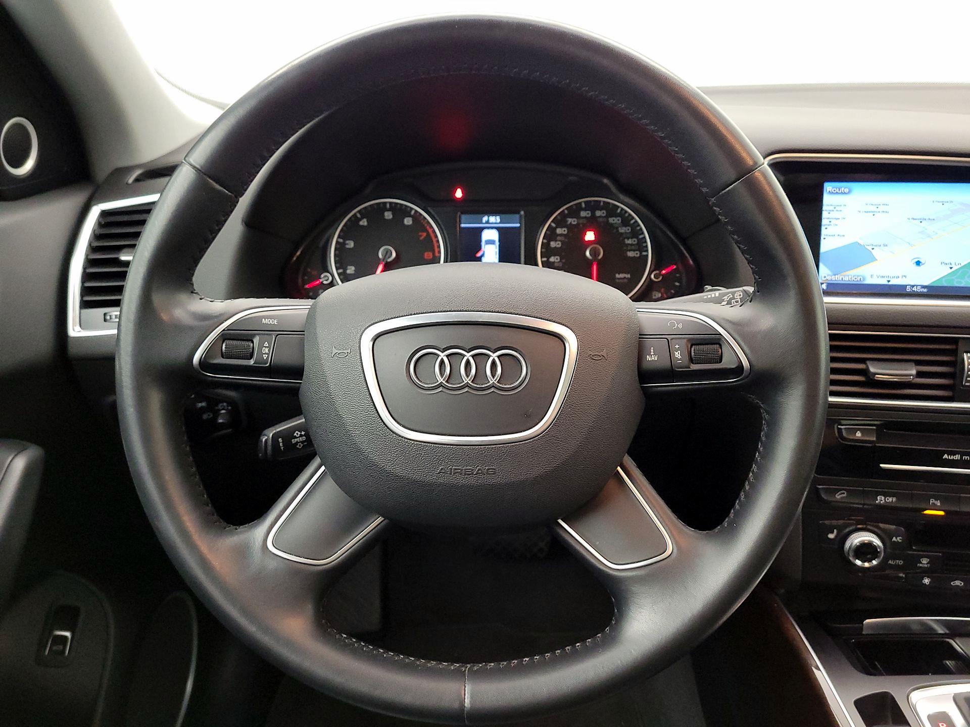 Thumbnail: 2016 Audi Q5 - 10