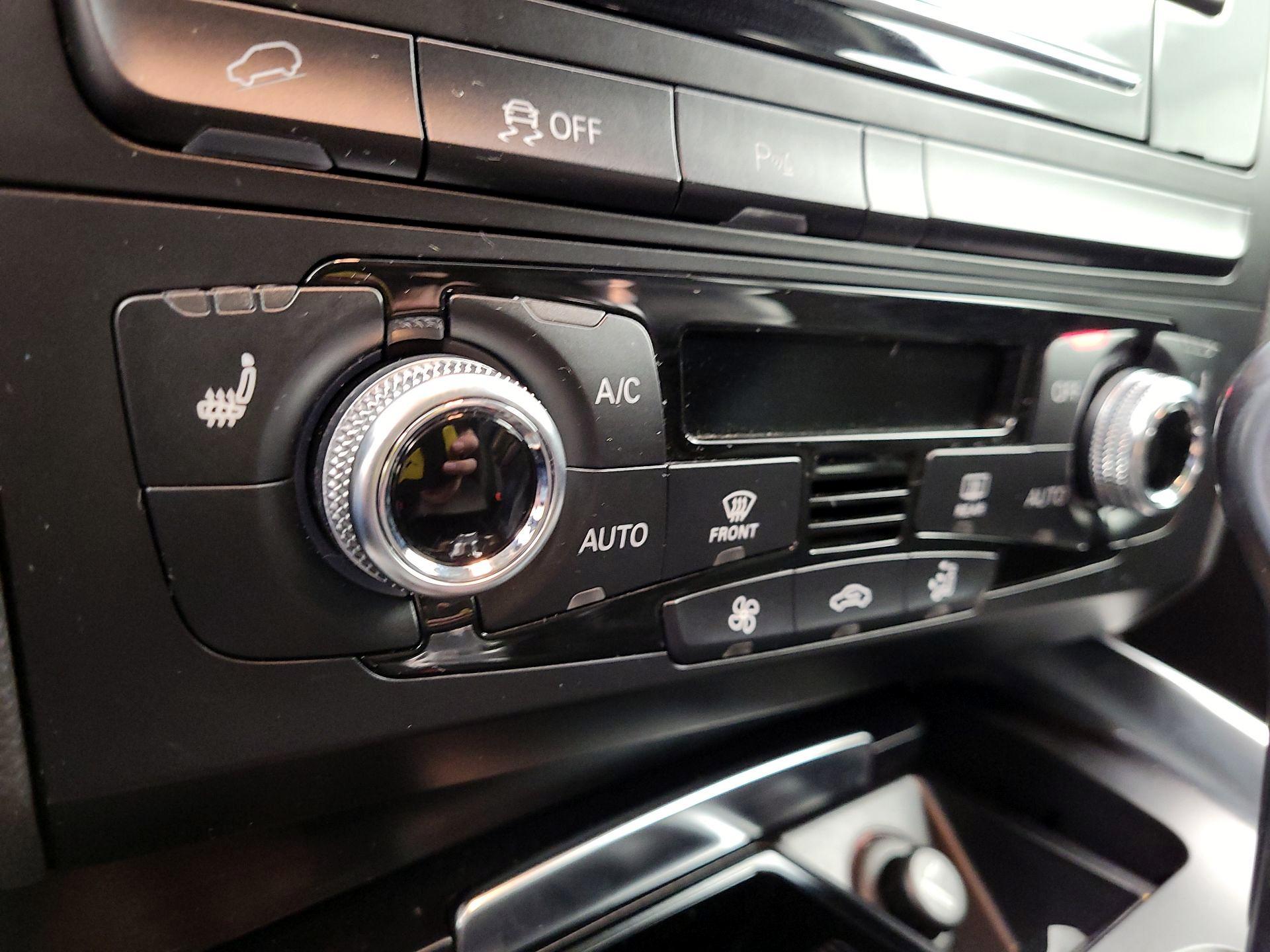 Thumbnail: 2016 Audi Q5 - 17