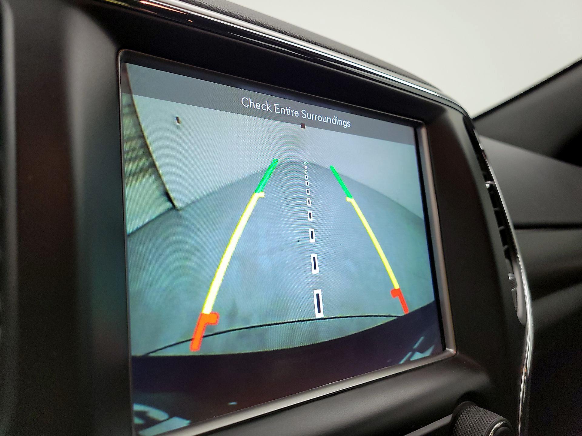 Thumbnail: 2018 Jeep Grand Cherokee - 15