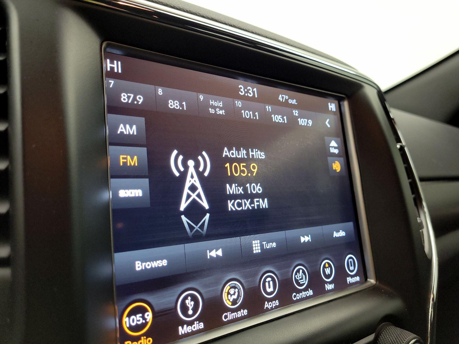 Thumbnail: 2018 Jeep Grand Cherokee - 16