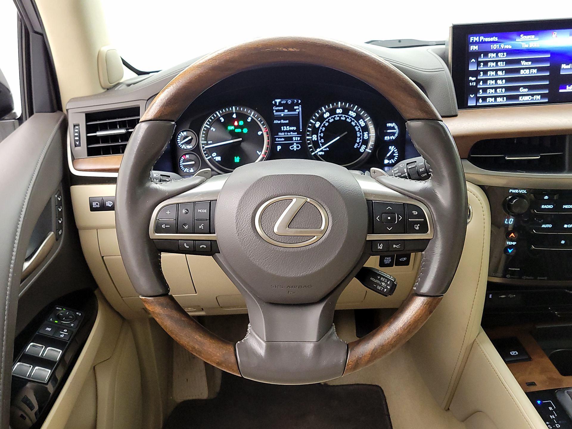 Thumbnail: 2017 Lexus LX - 10