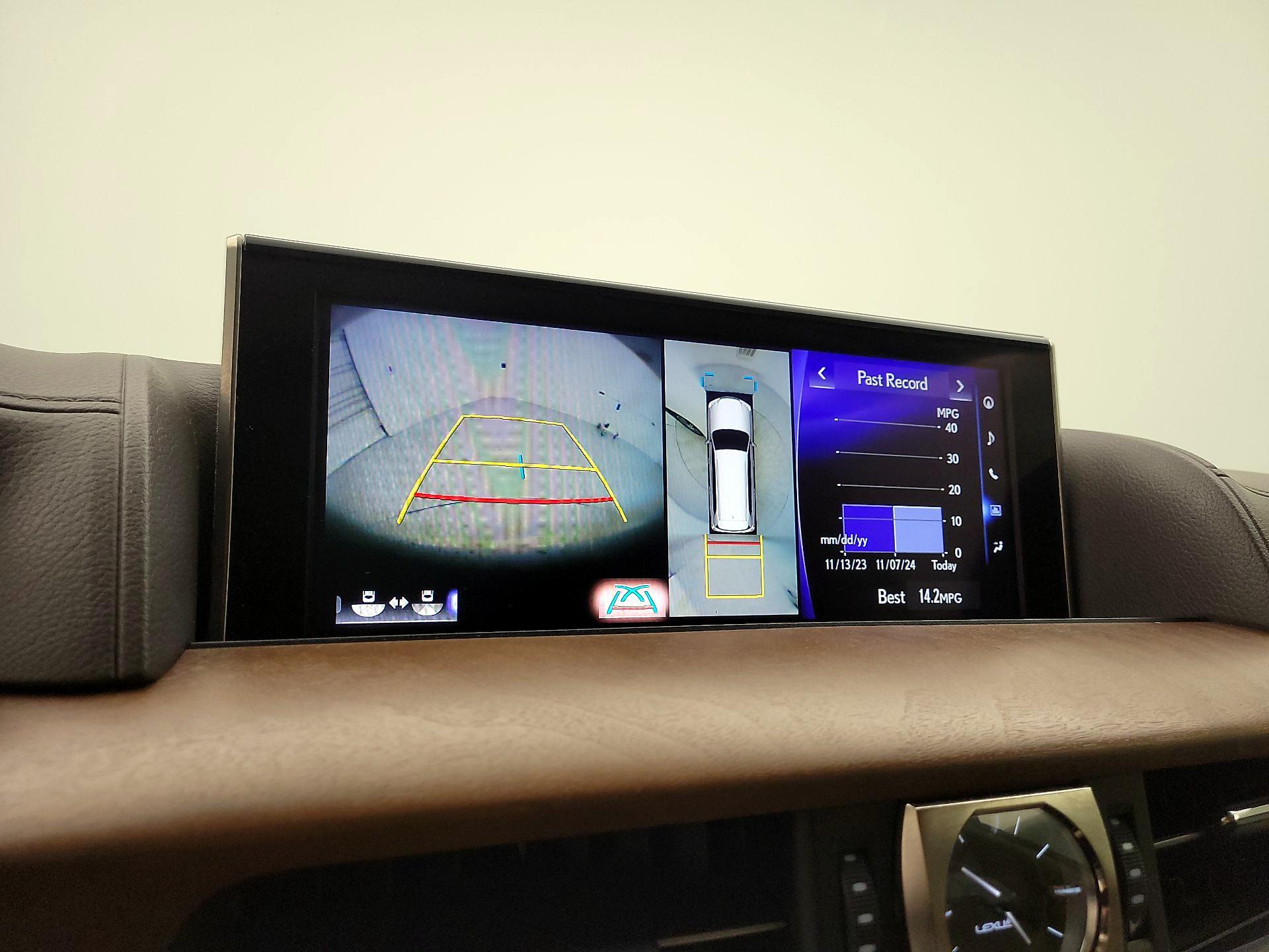 Thumbnail: 2017 Lexus LX - 14