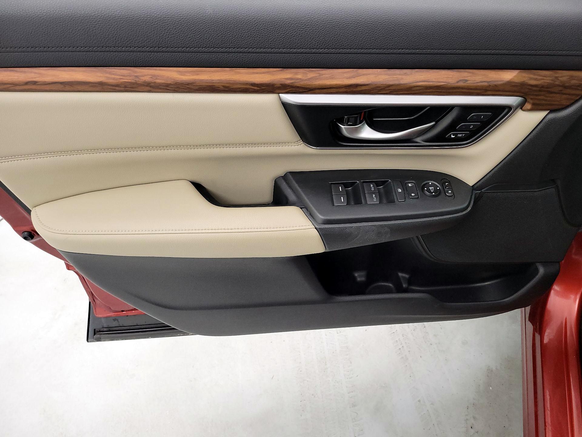 Thumbnail: 2018 Honda CR-V - 12