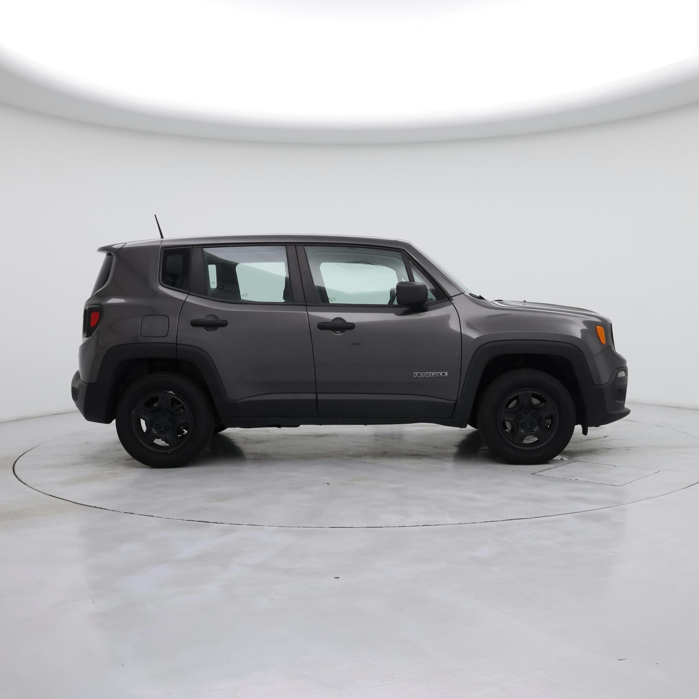 Thumbnail: 2018 Jeep Renegade - 7