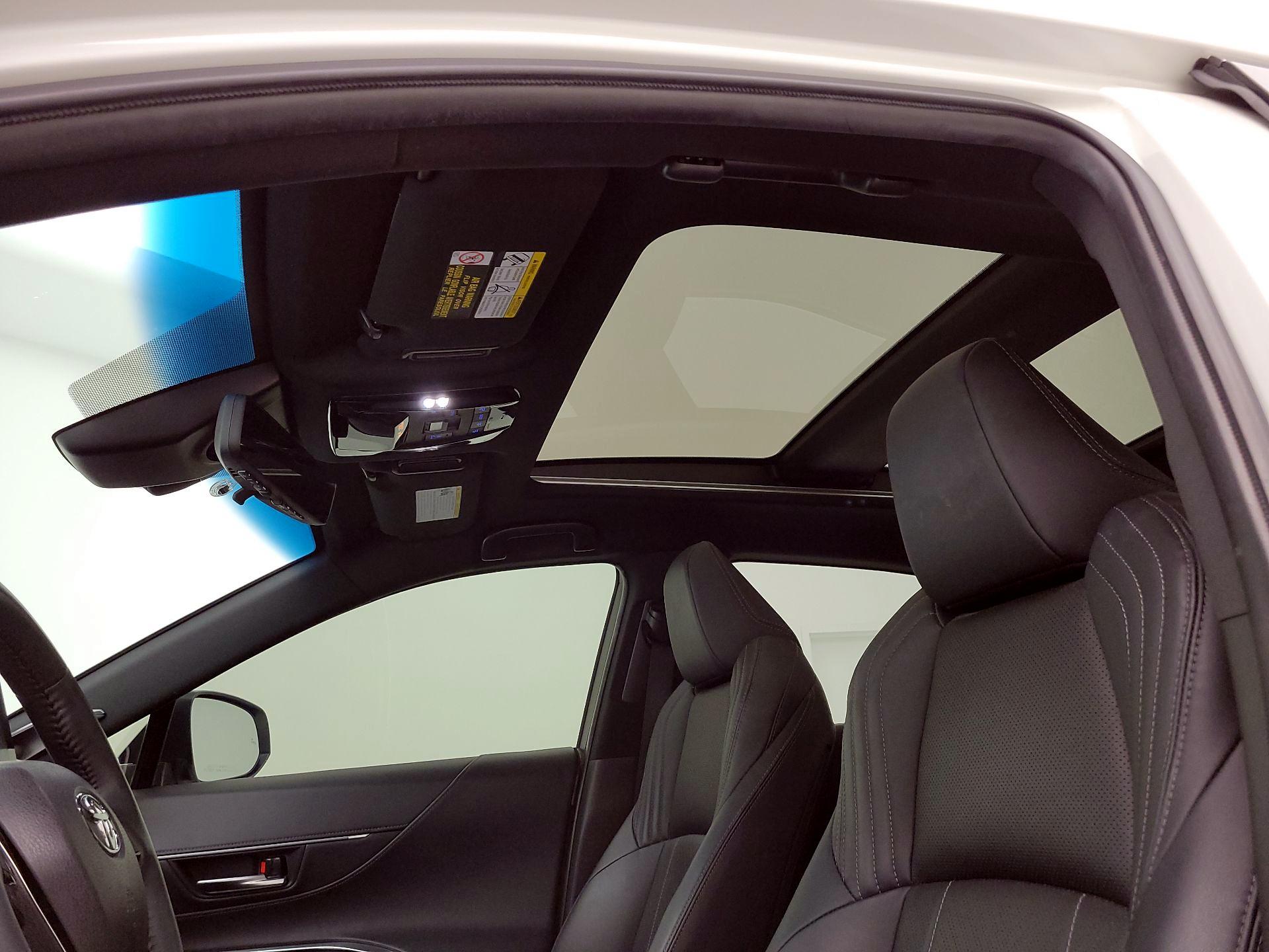 Thumbnail: 2021 Toyota Venza - 20