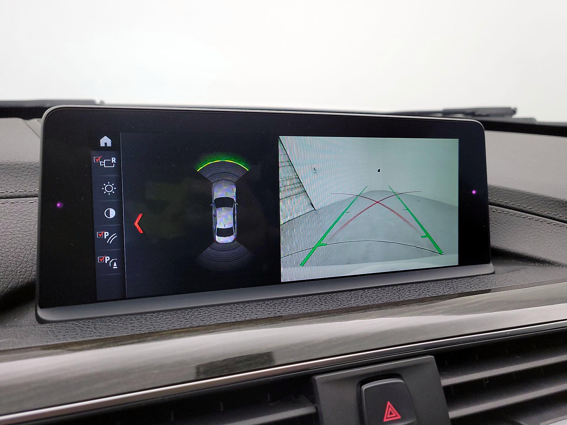 Thumbnail: 2018 BMW 3 Series - 15