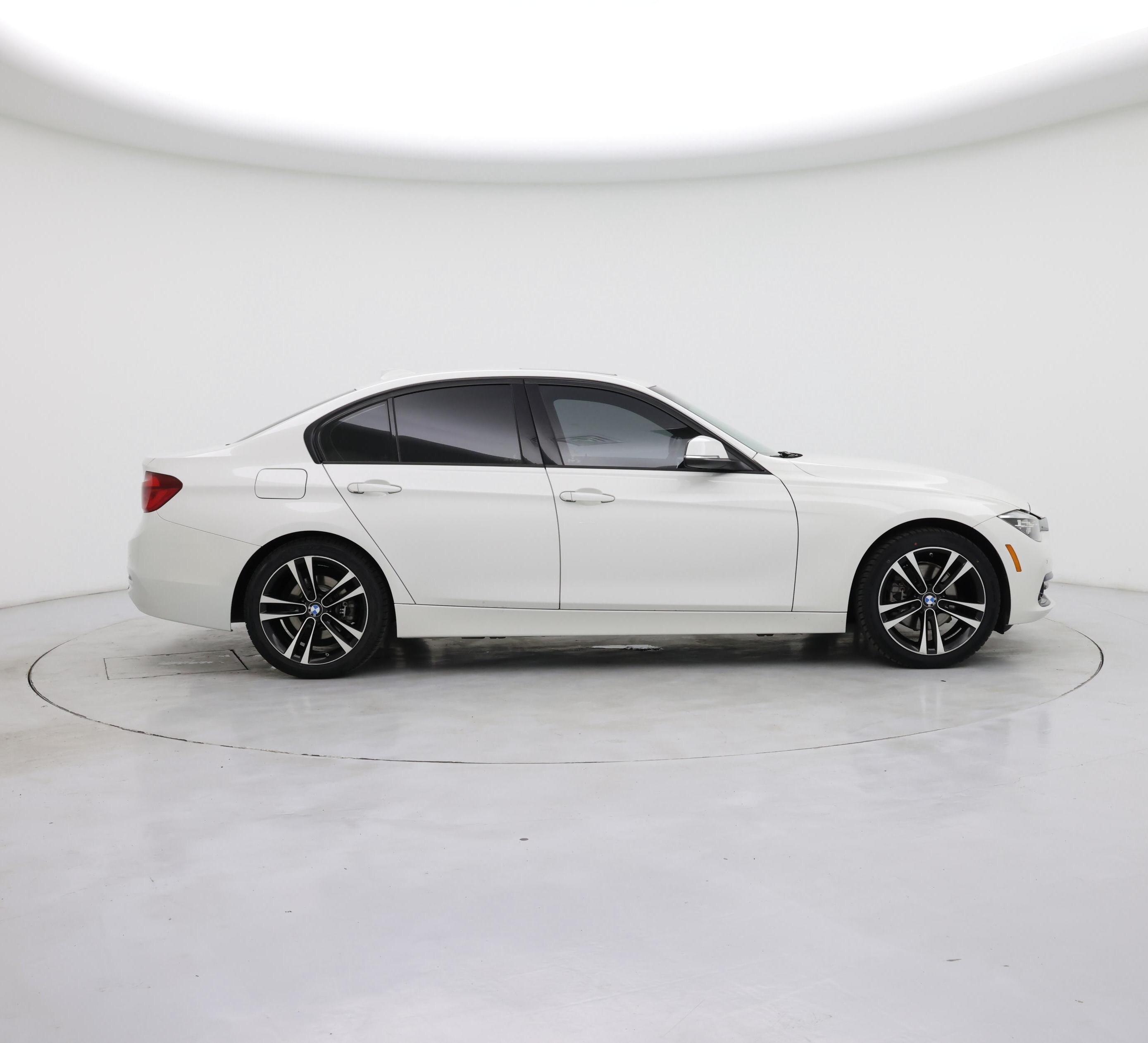 Thumbnail: 2018 BMW 3 Series - 7