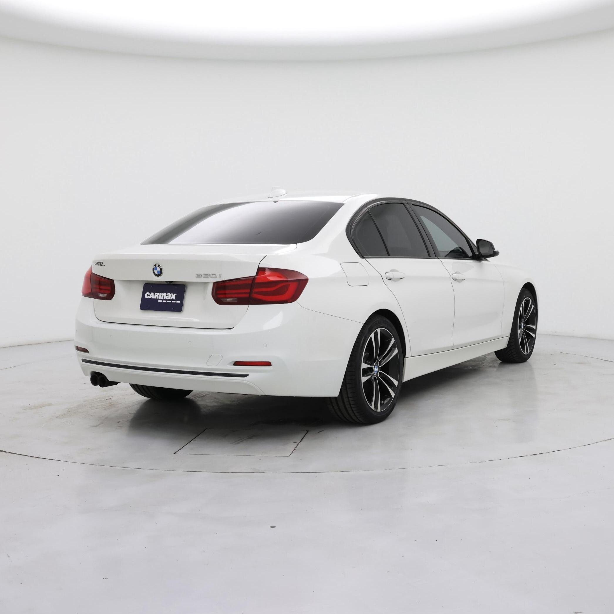 Thumbnail: 2018 BMW 3 Series - 8