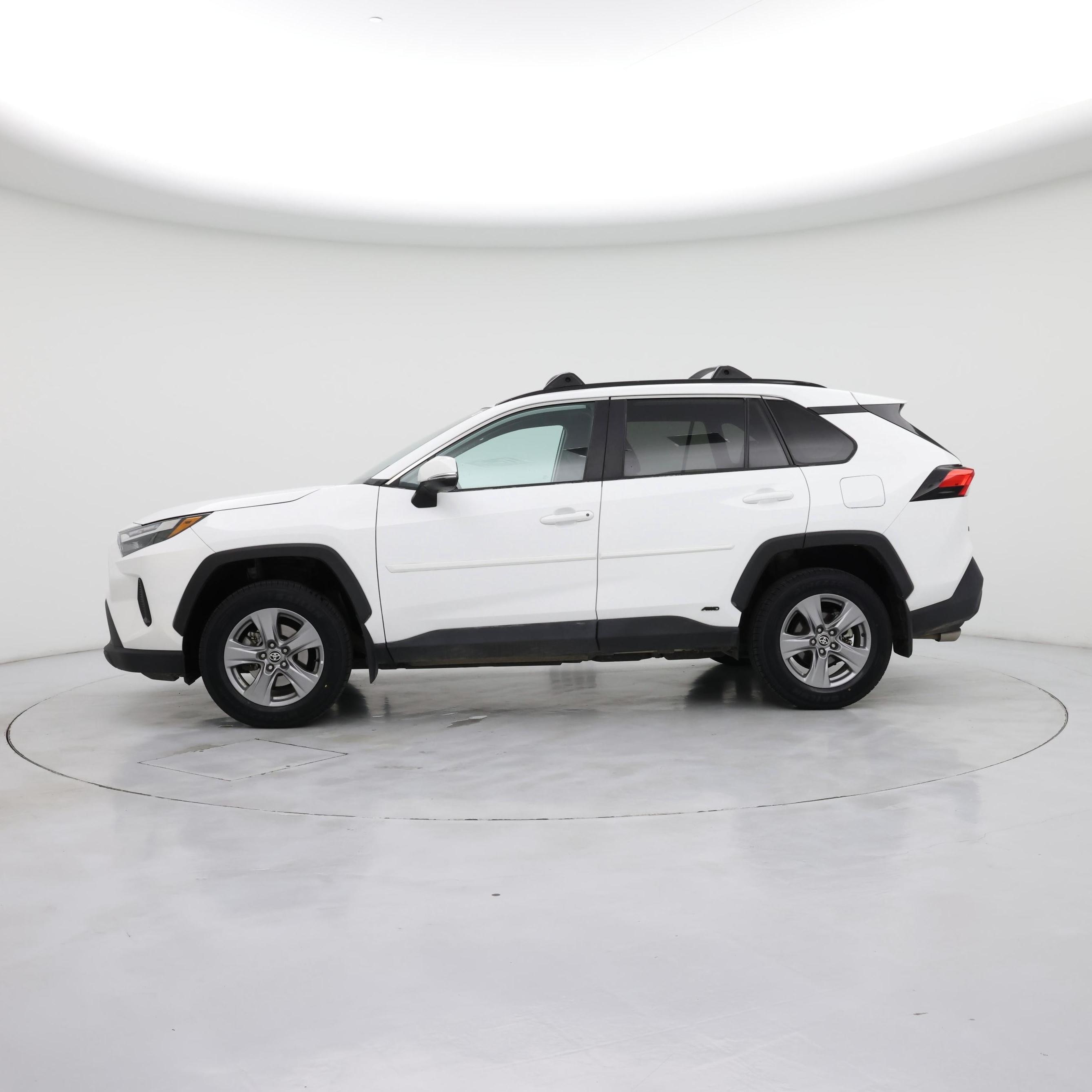 Thumbnail: 2023 Toyota RAV4 - 3