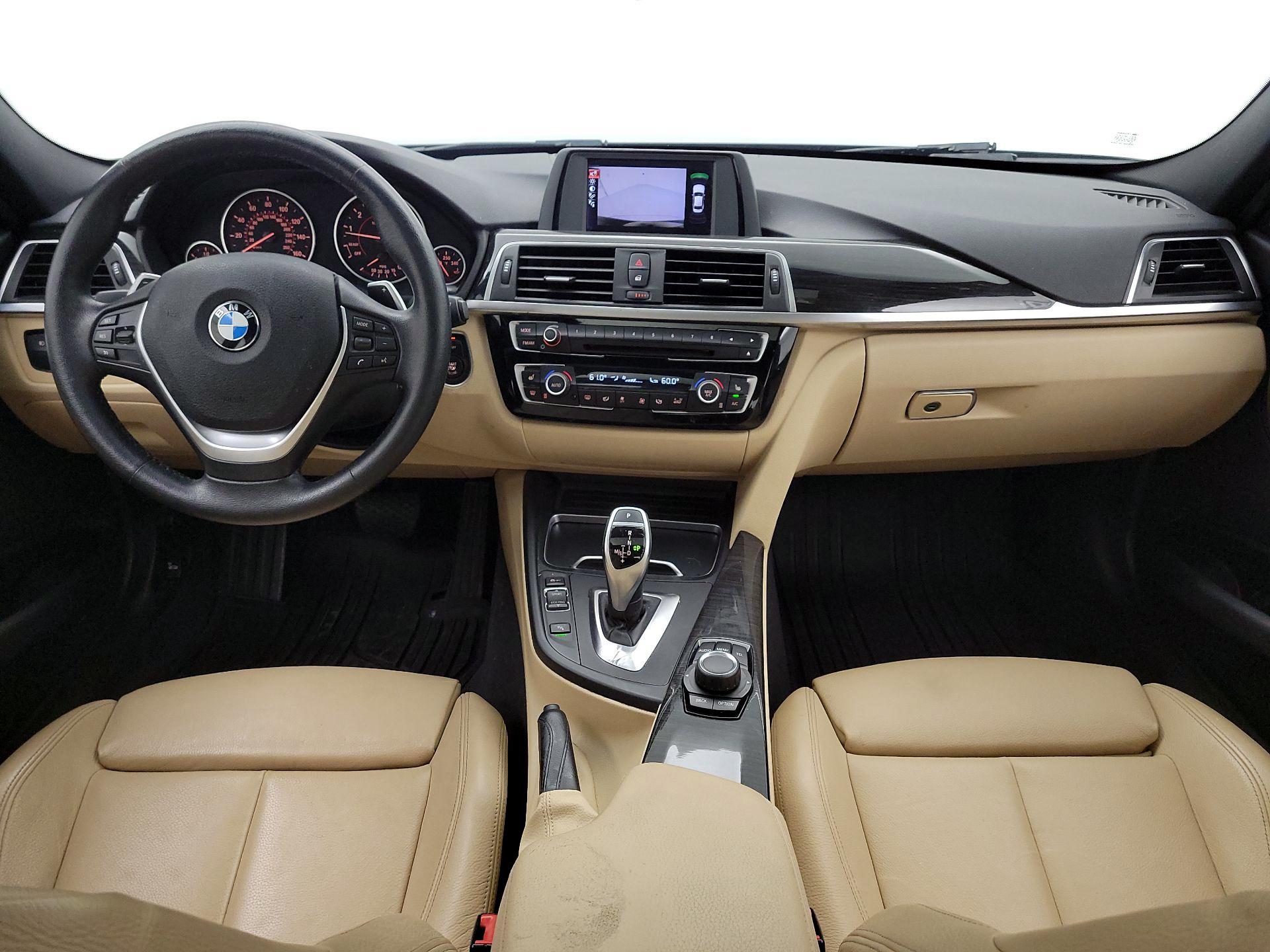 Thumbnail: 2017 BMW 3 Series - 9