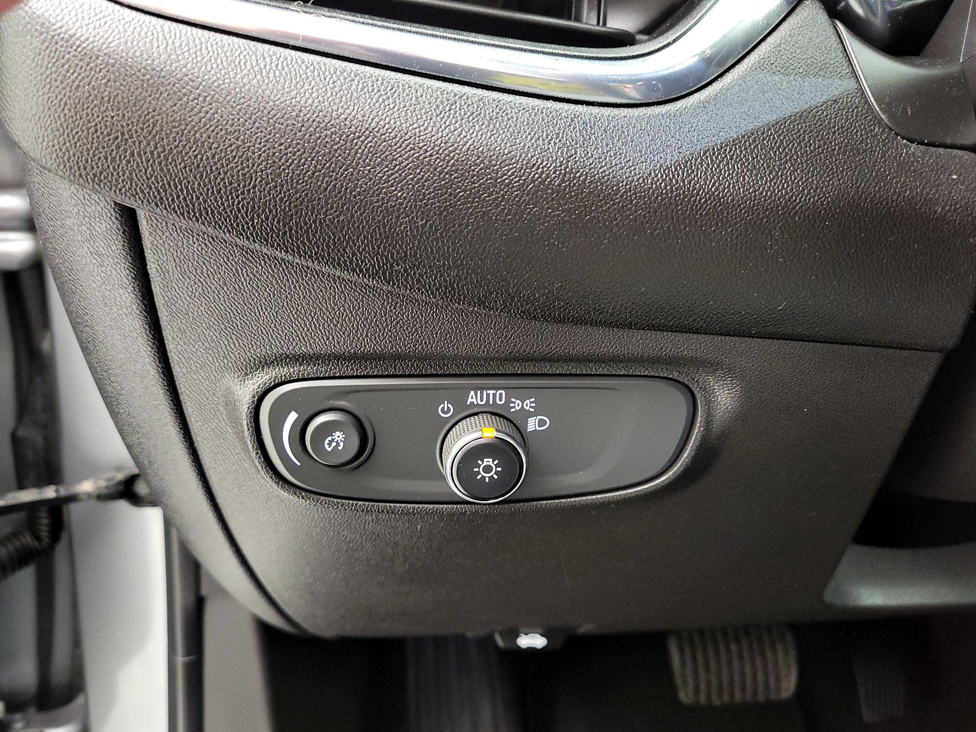 Thumbnail: 2023 Chevrolet Equinox - 13