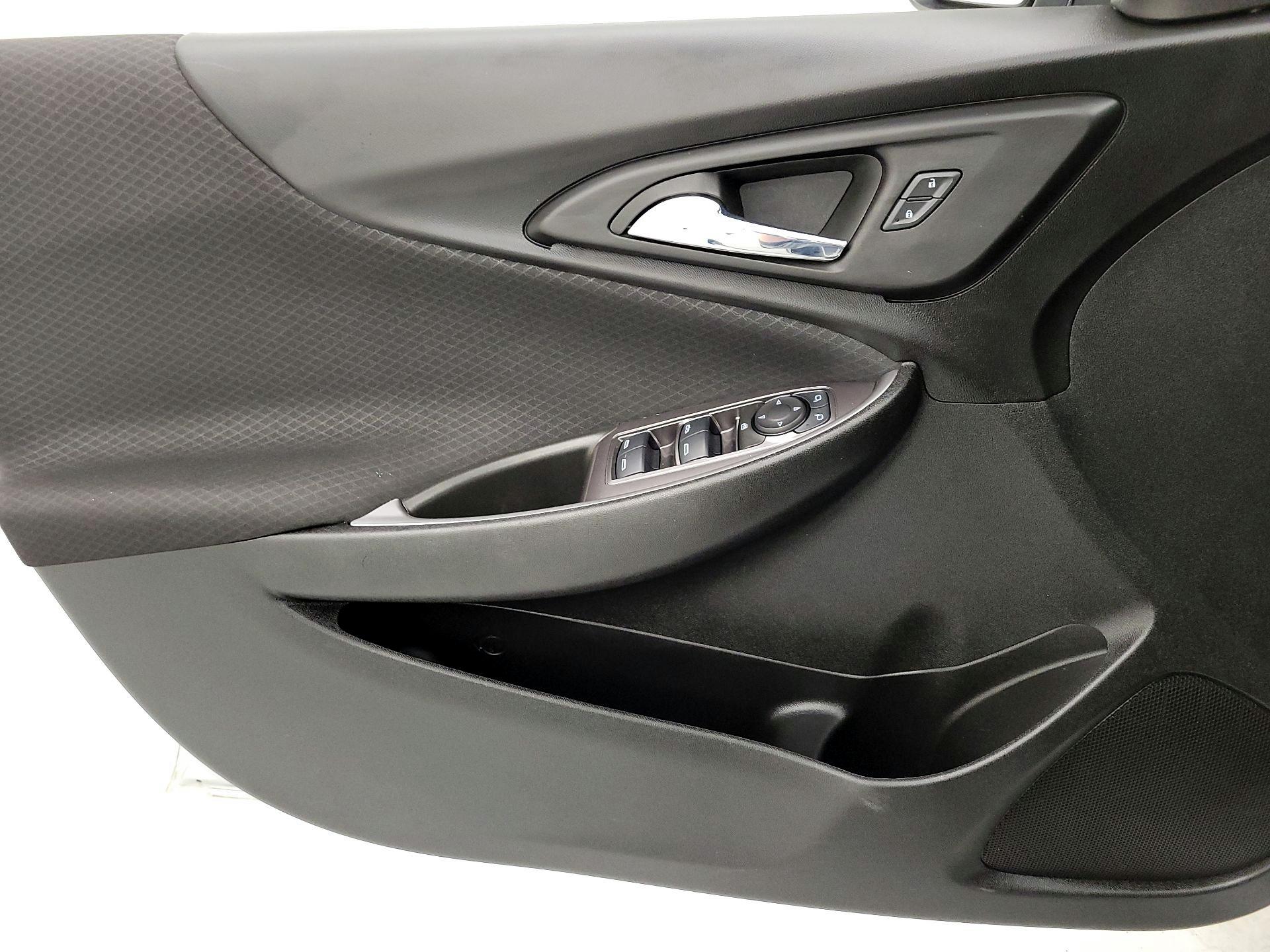 Thumbnail: 2022 Chevrolet Malibu - 12