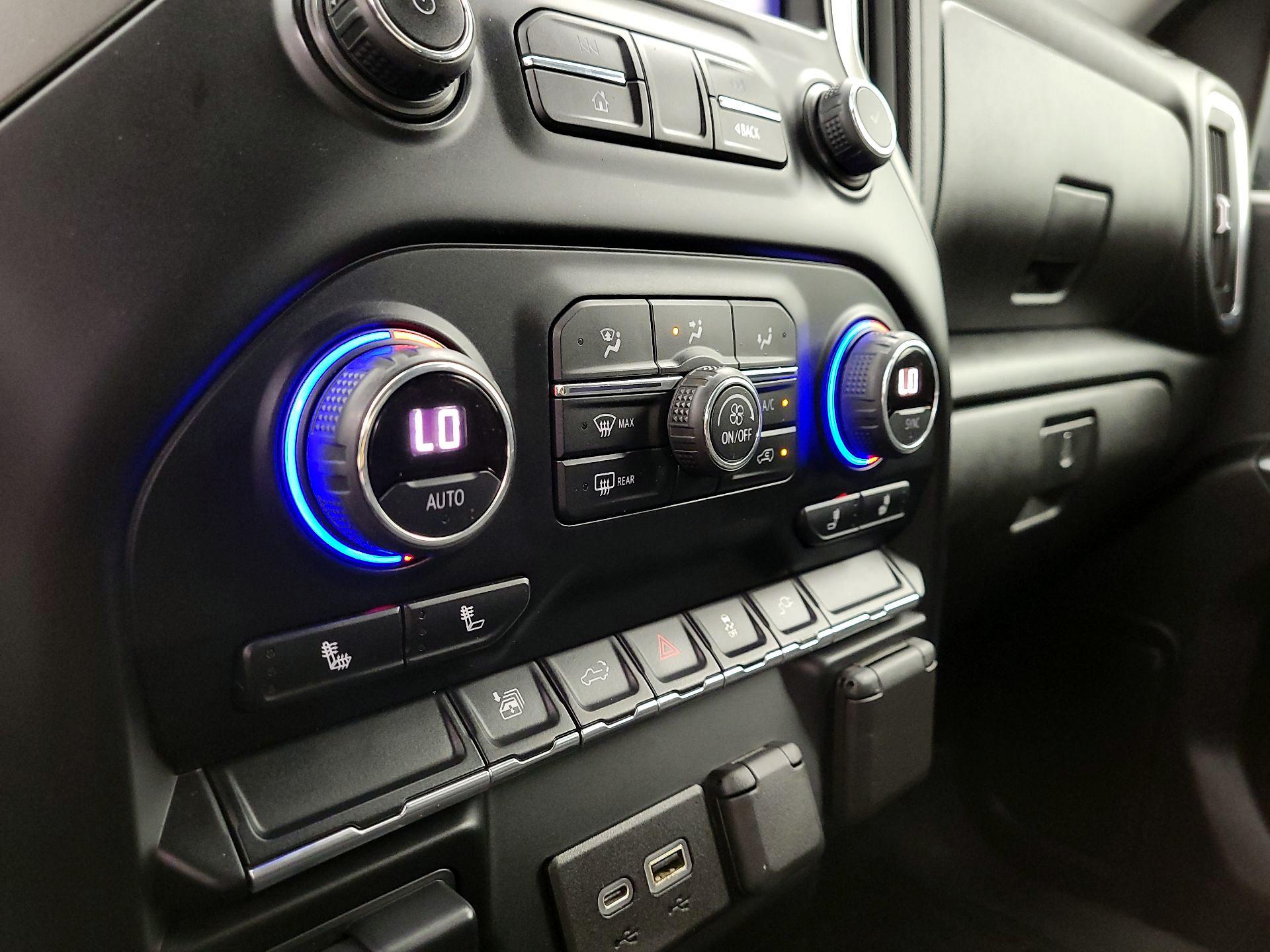 Thumbnail: 2021 Chevrolet Silverado 2500 - 16