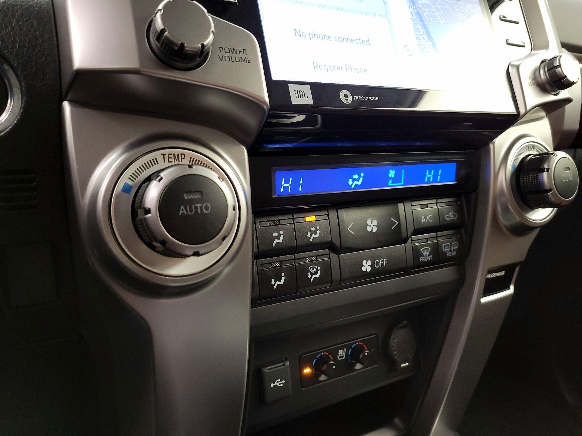 Thumbnail: 2022 Toyota 4Runner - 17