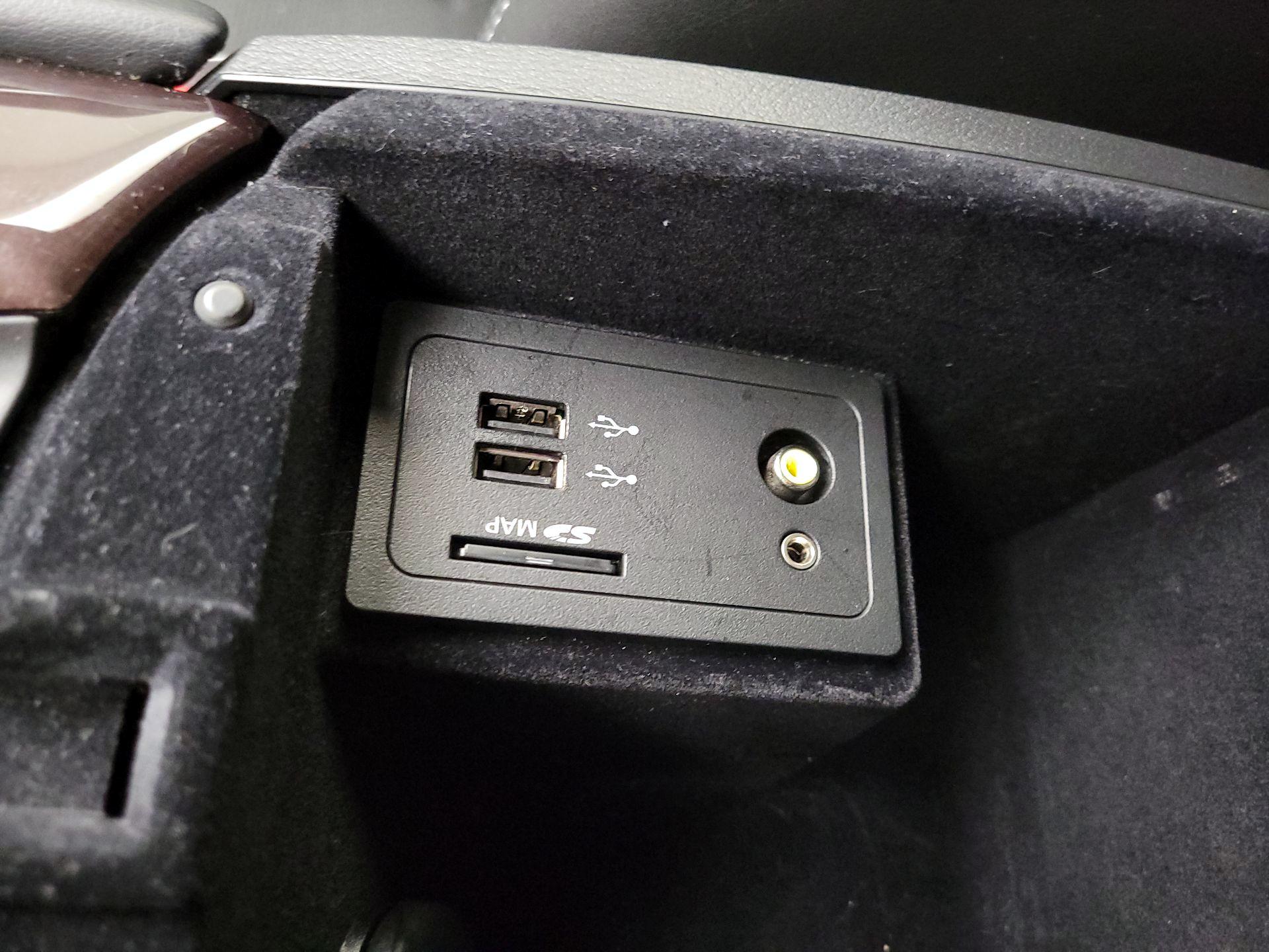 Thumbnail: 2018 INFINITI Q50 - 19