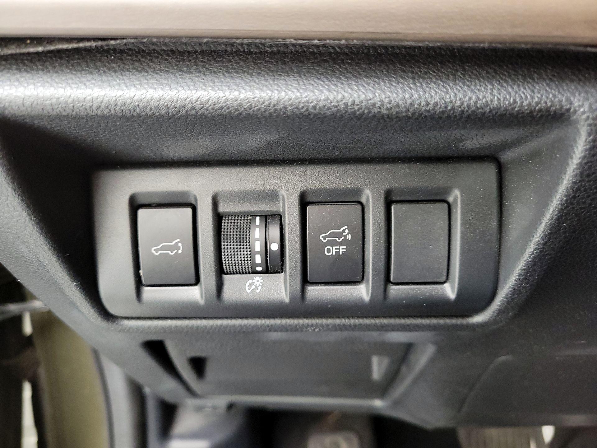 Thumbnail: 2022 Subaru Outback - 13