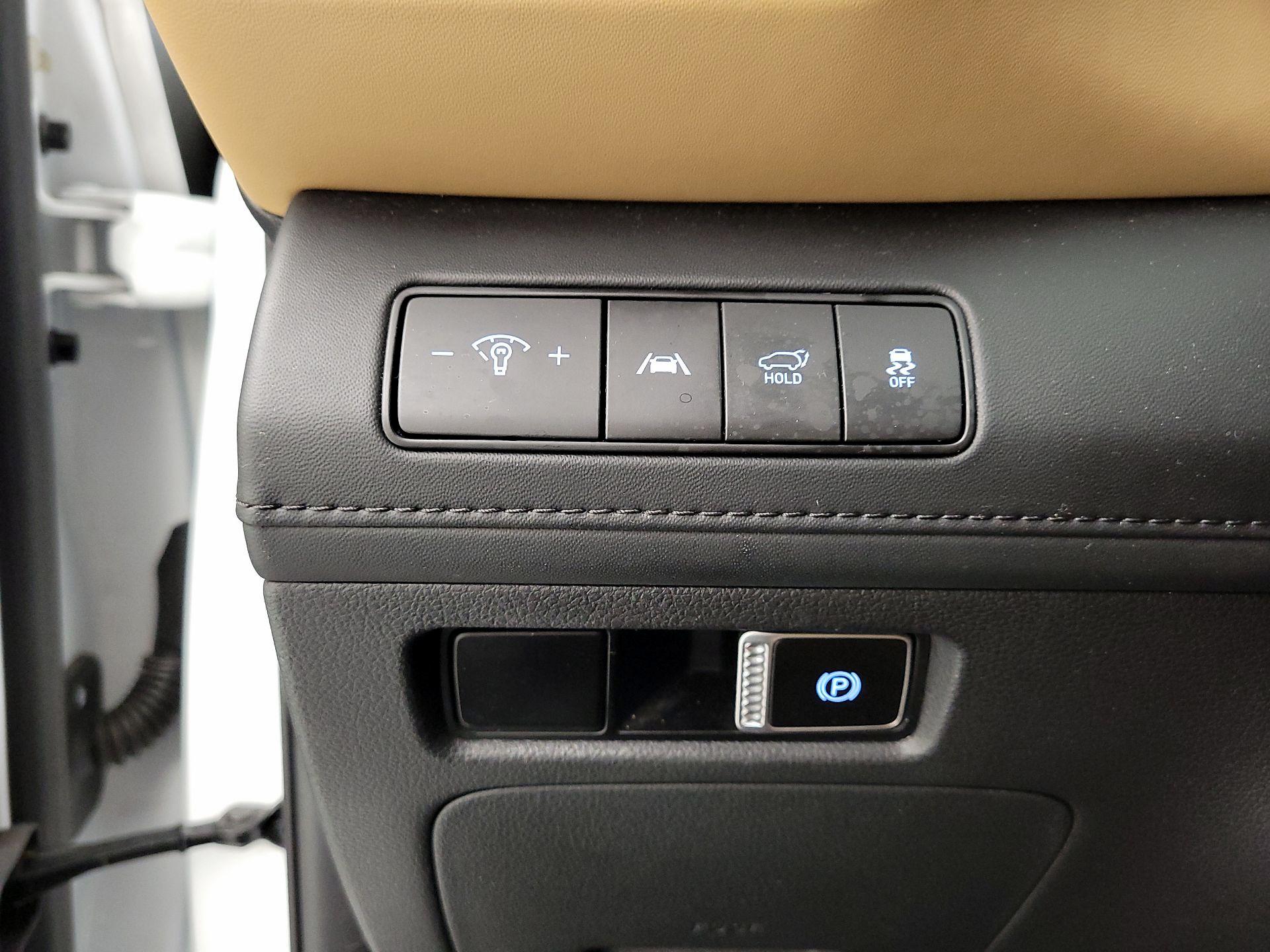 Thumbnail: 2021 Hyundai Santa Fe - 13