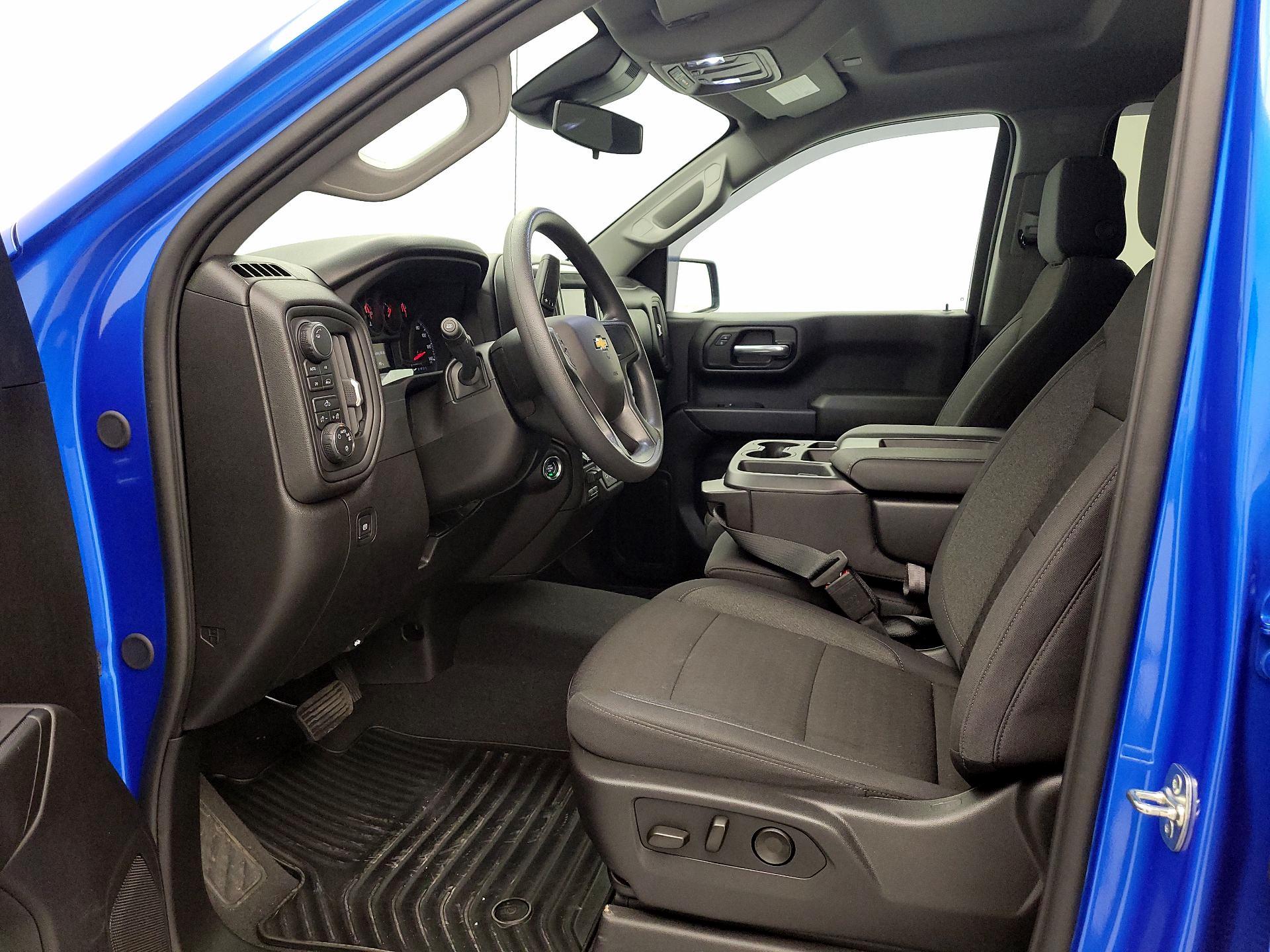 Thumbnail: 2026 Chevrolet Silverado 1500 - 11