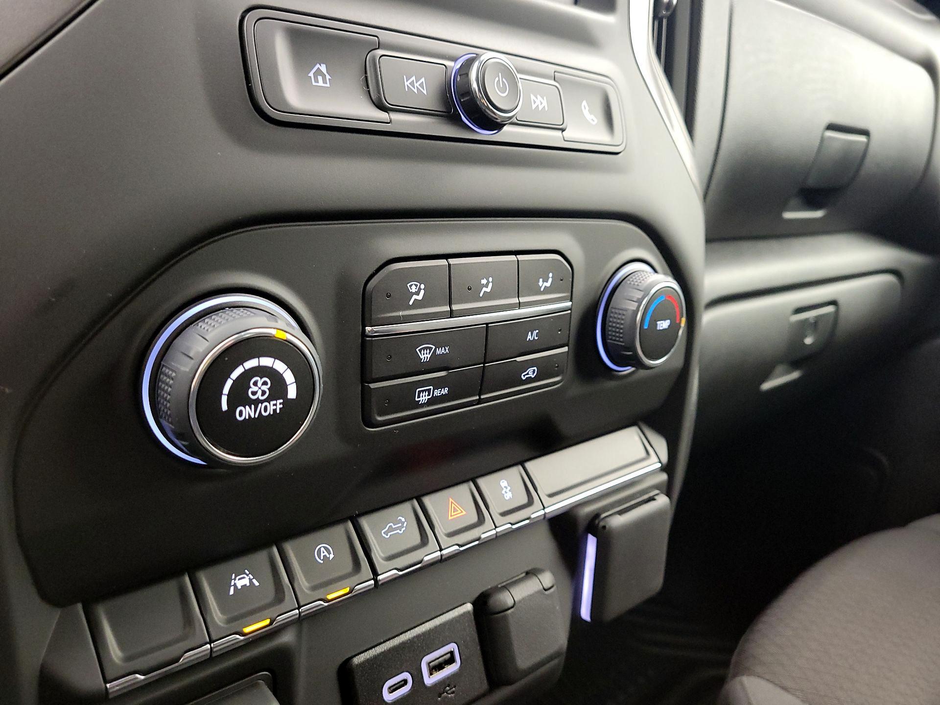 Thumbnail: 2026 Chevrolet Silverado 1500 - 16